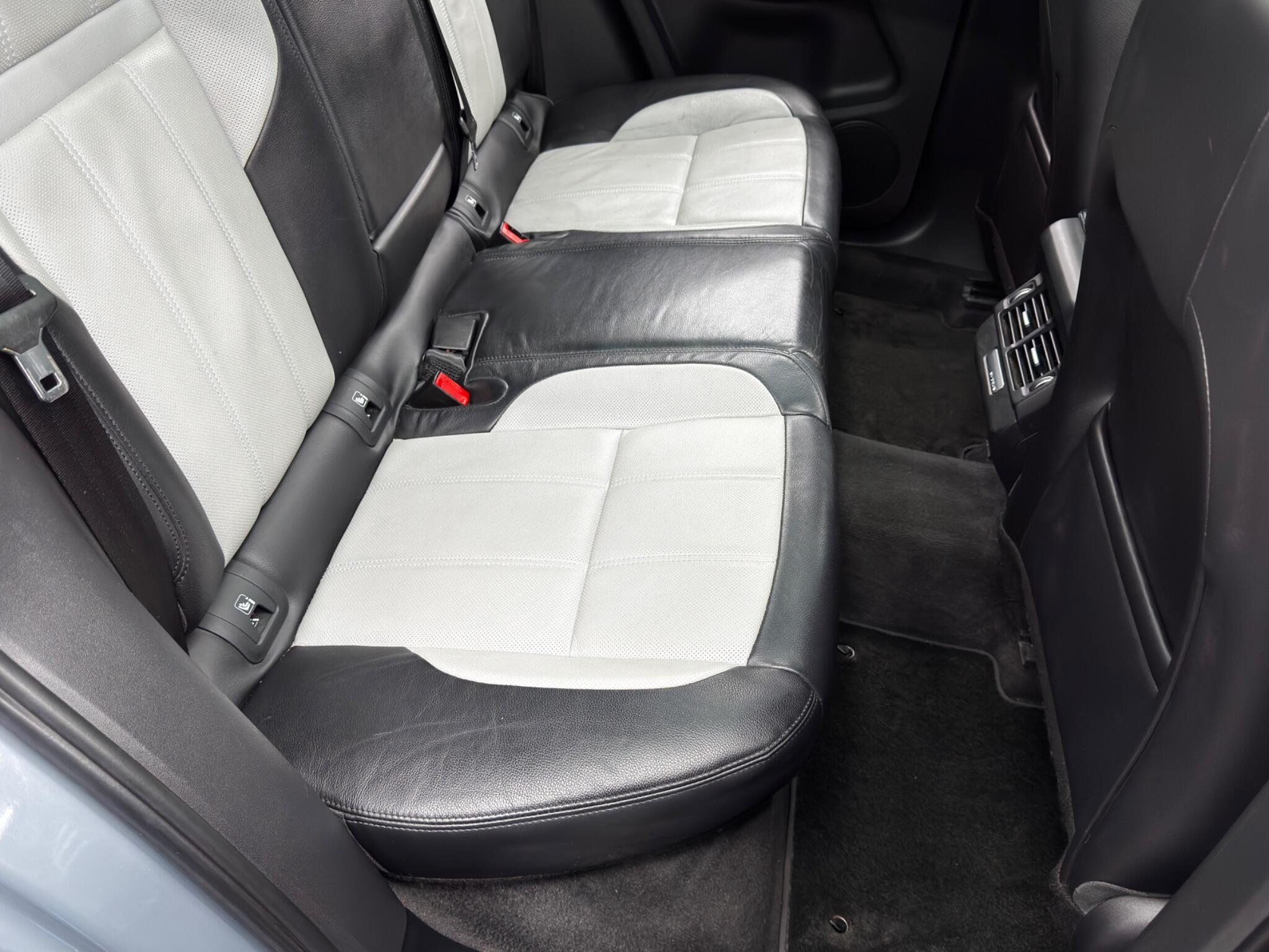 Land Rover Range Rover Evoque - Image 15