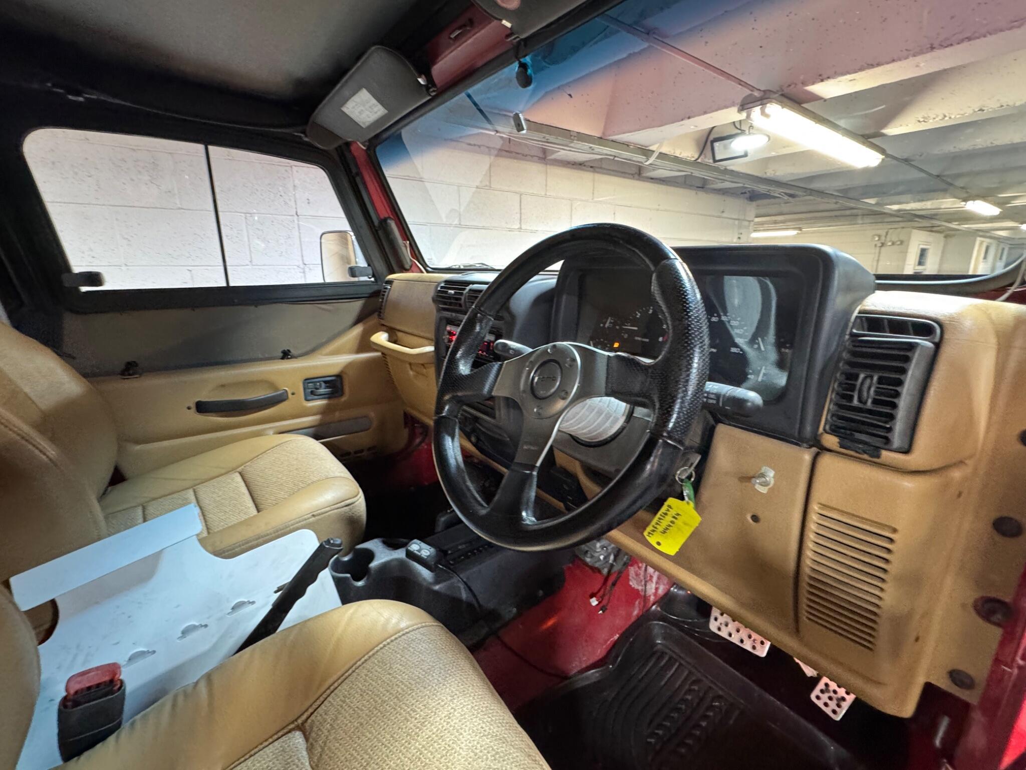 Jeep Wrangler - Image 9