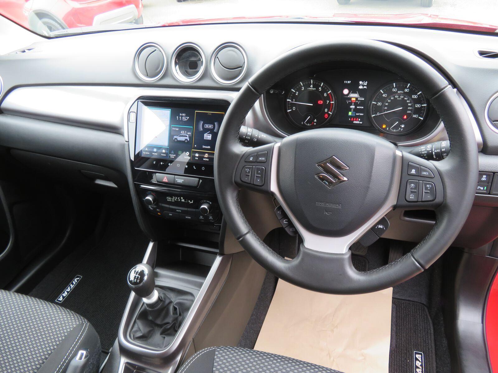 Suzuki Vitara - Image 15