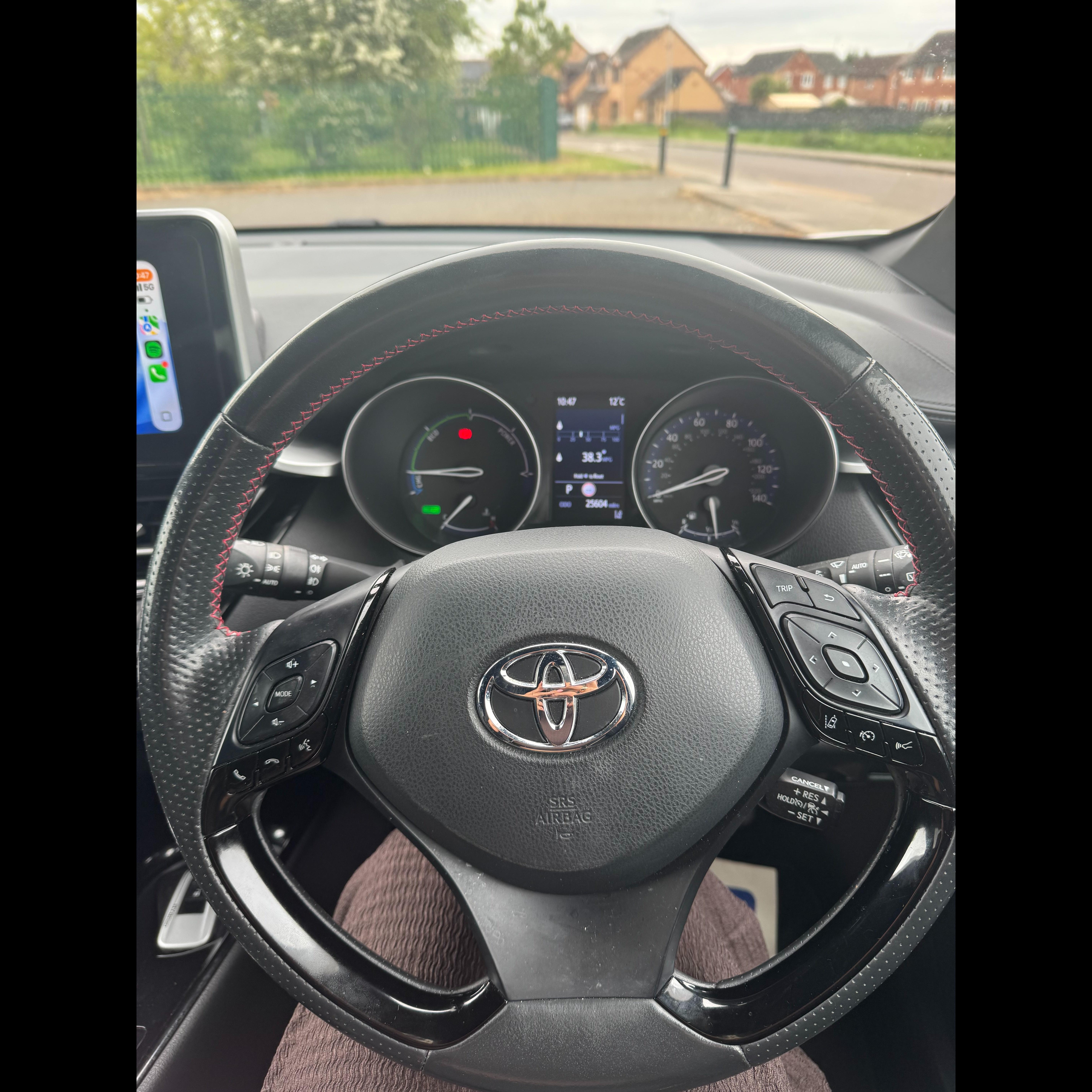 Toyota C-Hr - Image 9