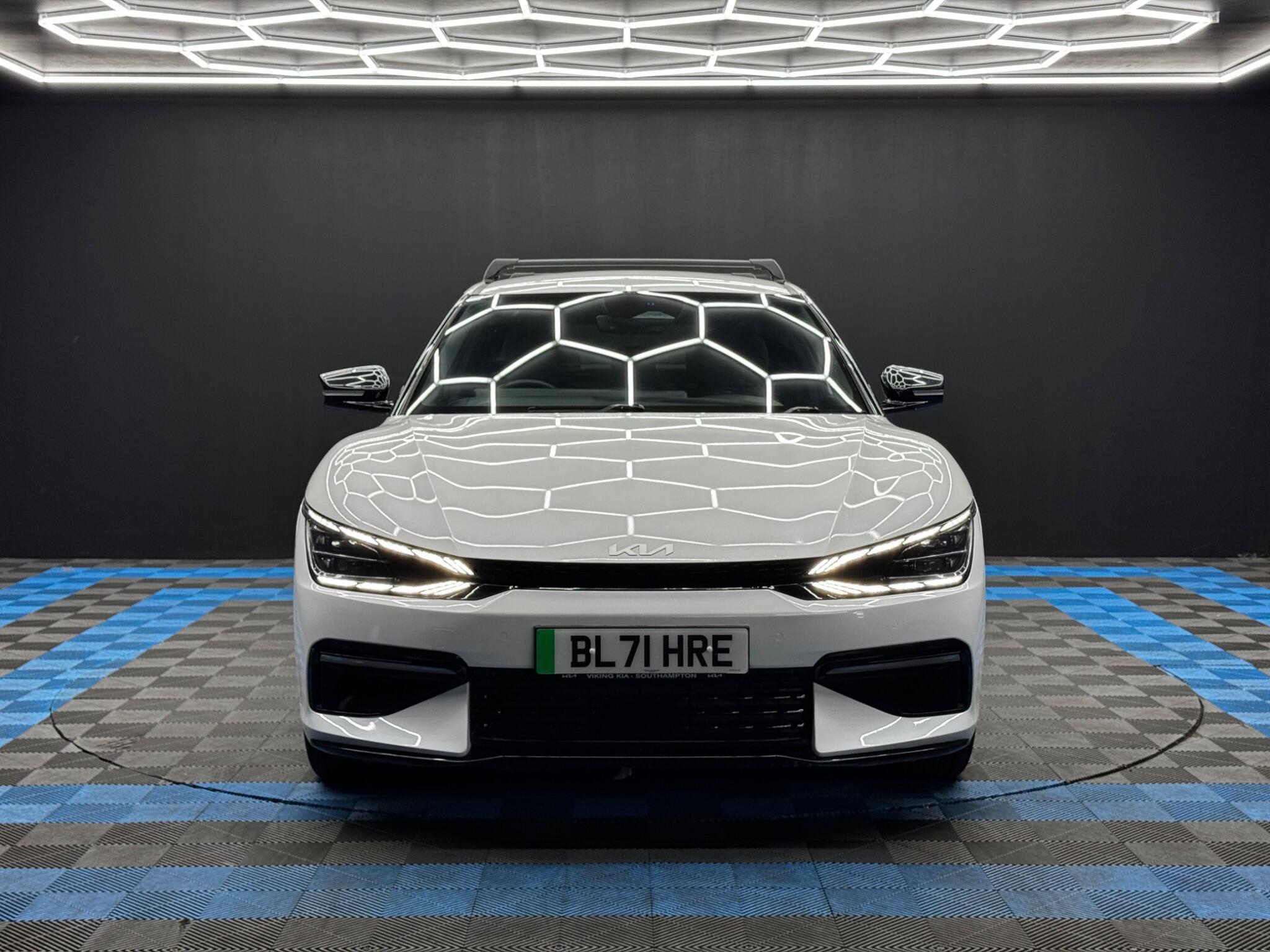 Kia EV6 - Image 2