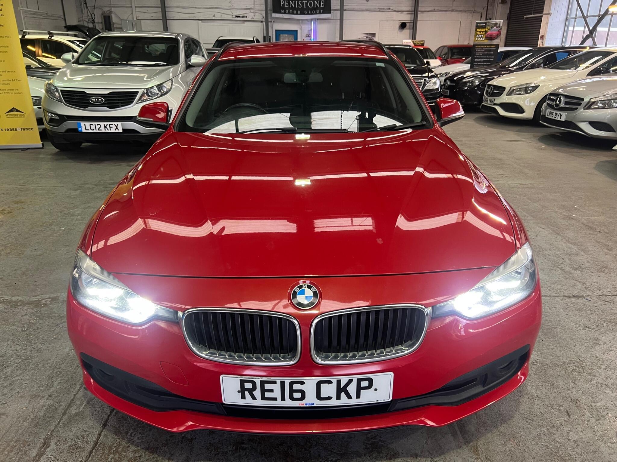 BMW 3 Series - Image 12