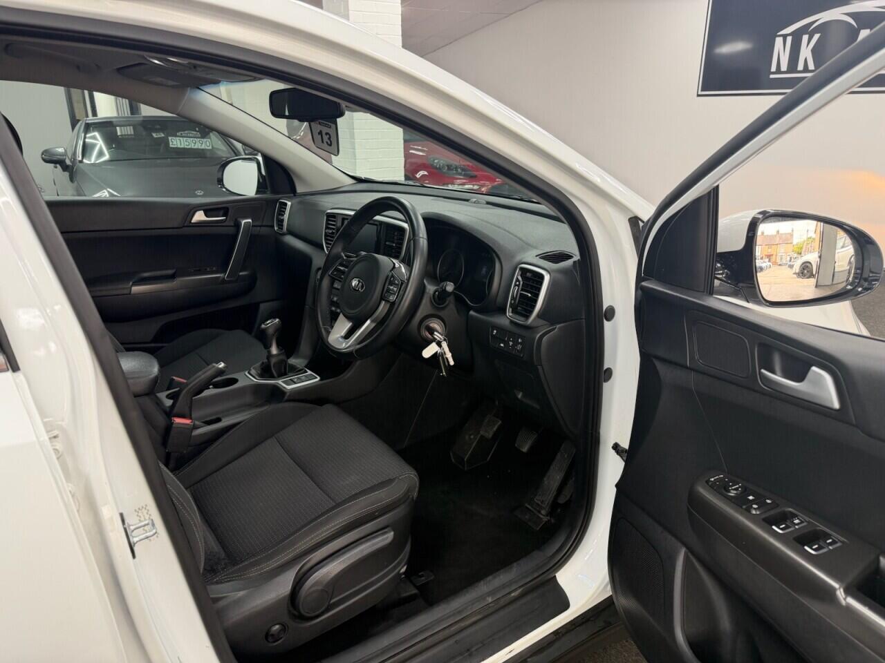Kia Sportage - Image 13