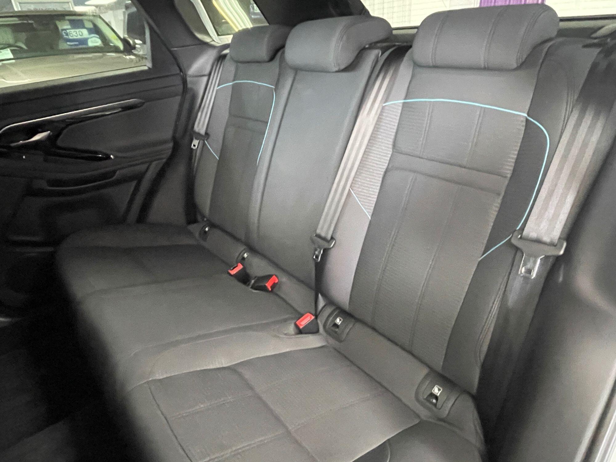 Land Rover Range Rover Evoque - Image 30