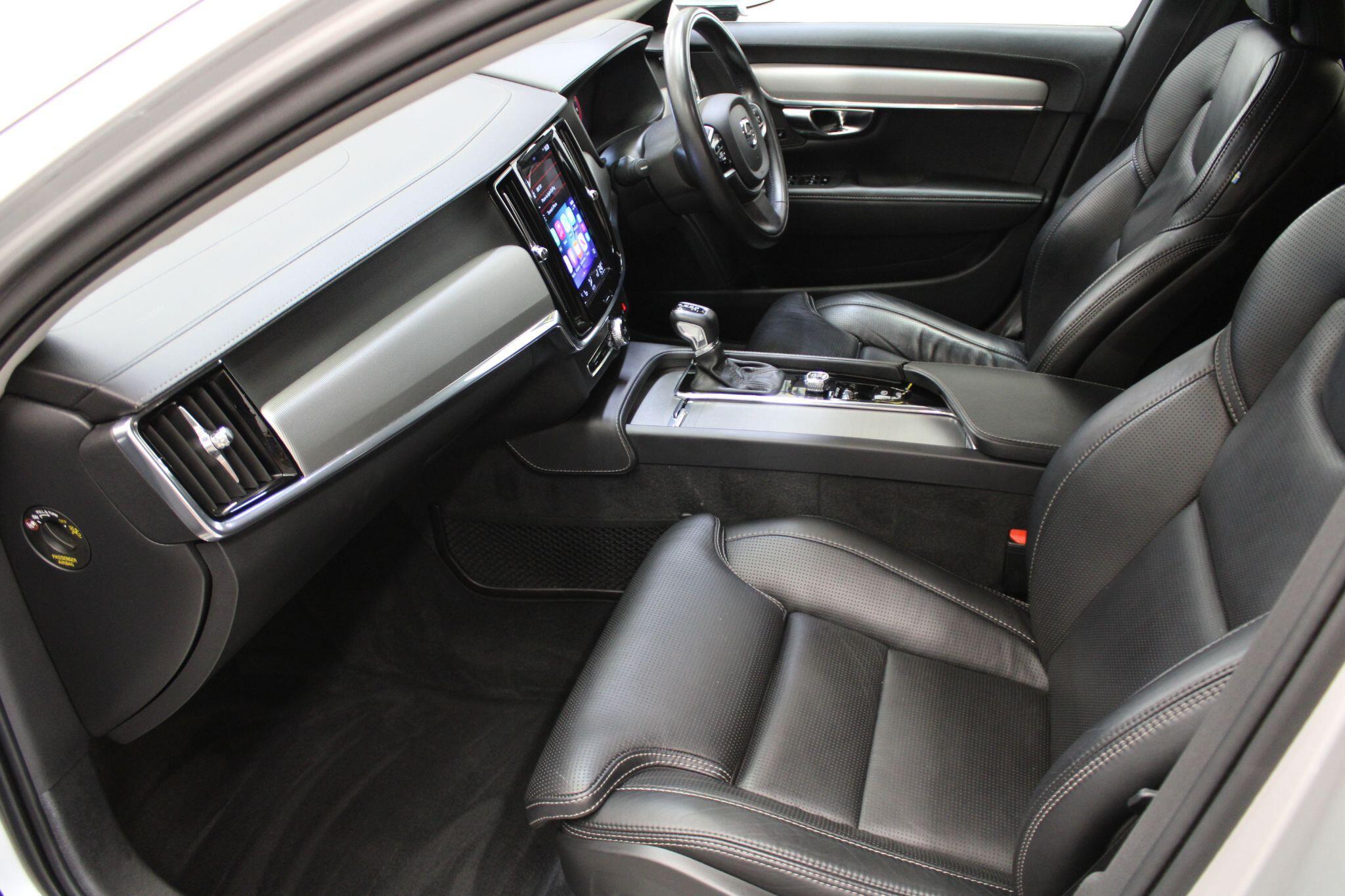 Volvo V90 - Image 34