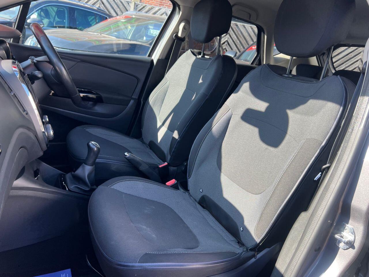 Renault Captur - Image 20