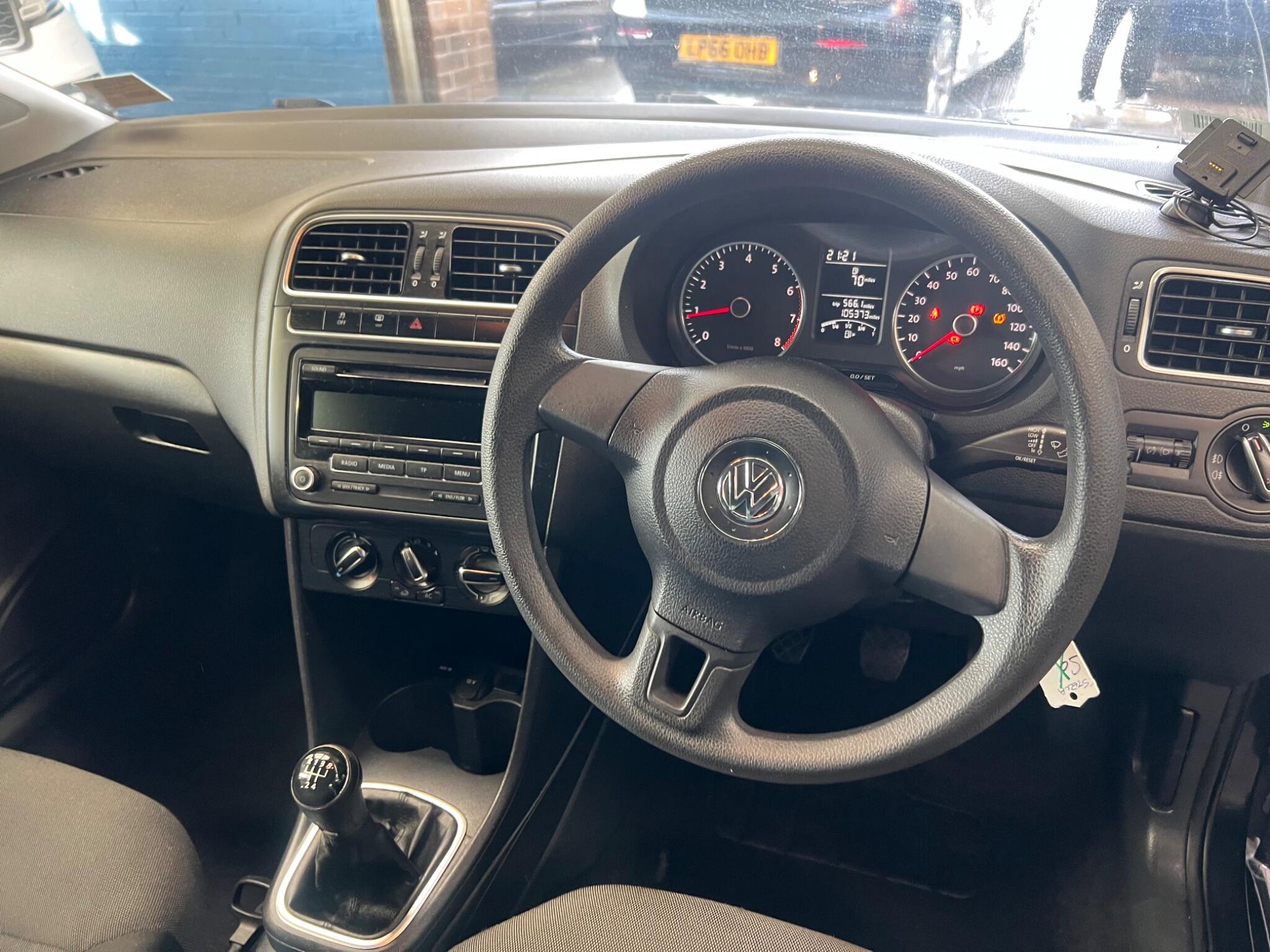 Volkswagen Polo - Image 24