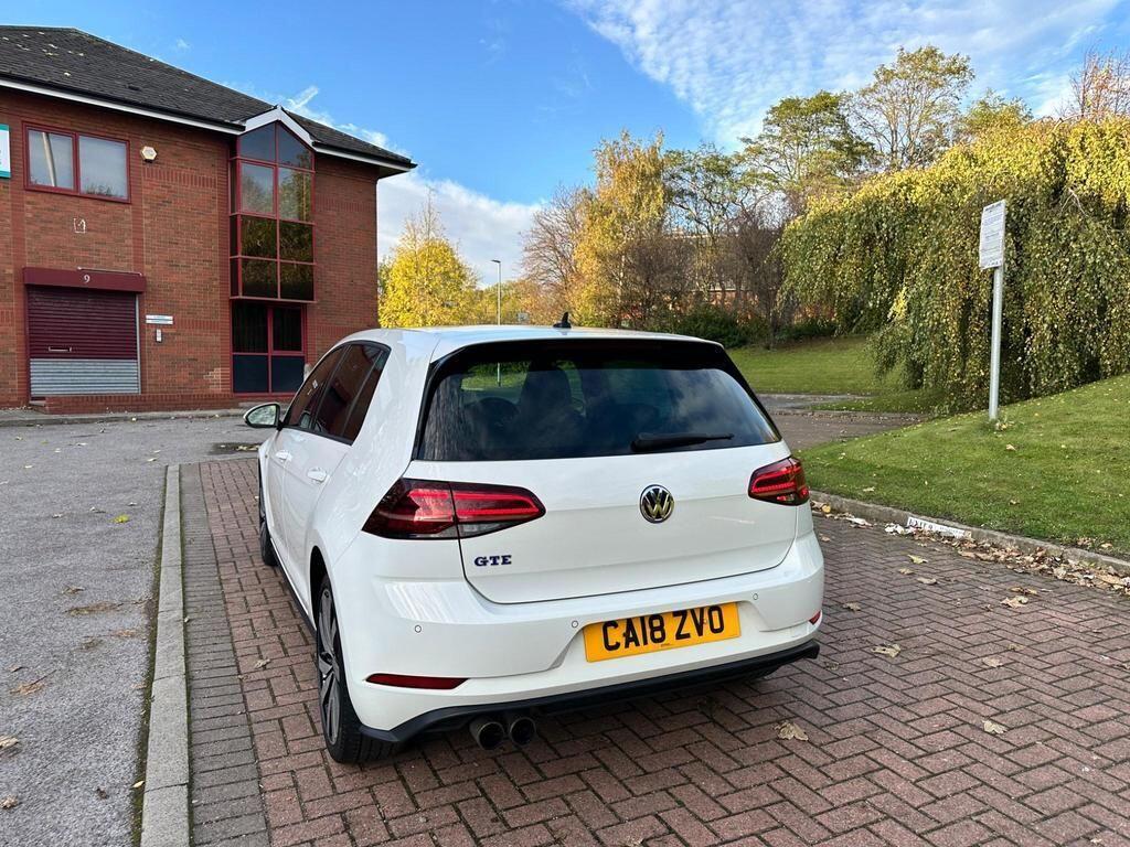 Volkswagen Golf - Image 14