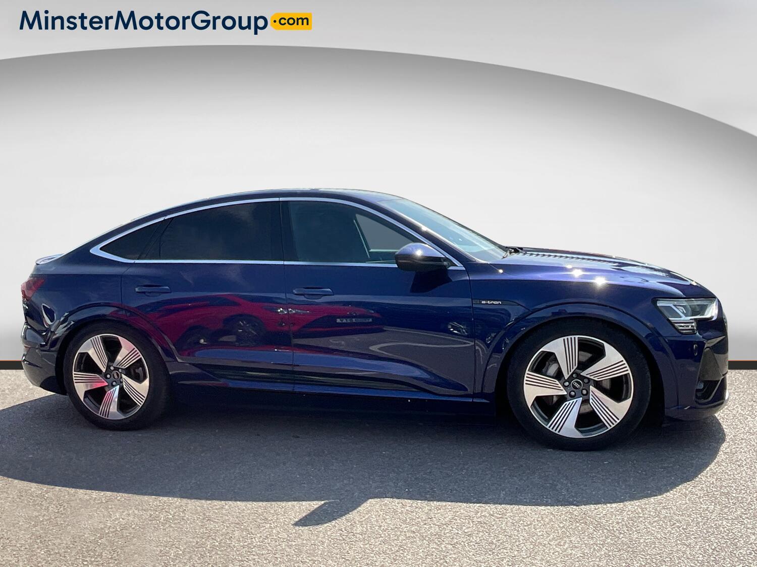 Audi E-Tron - Image 2