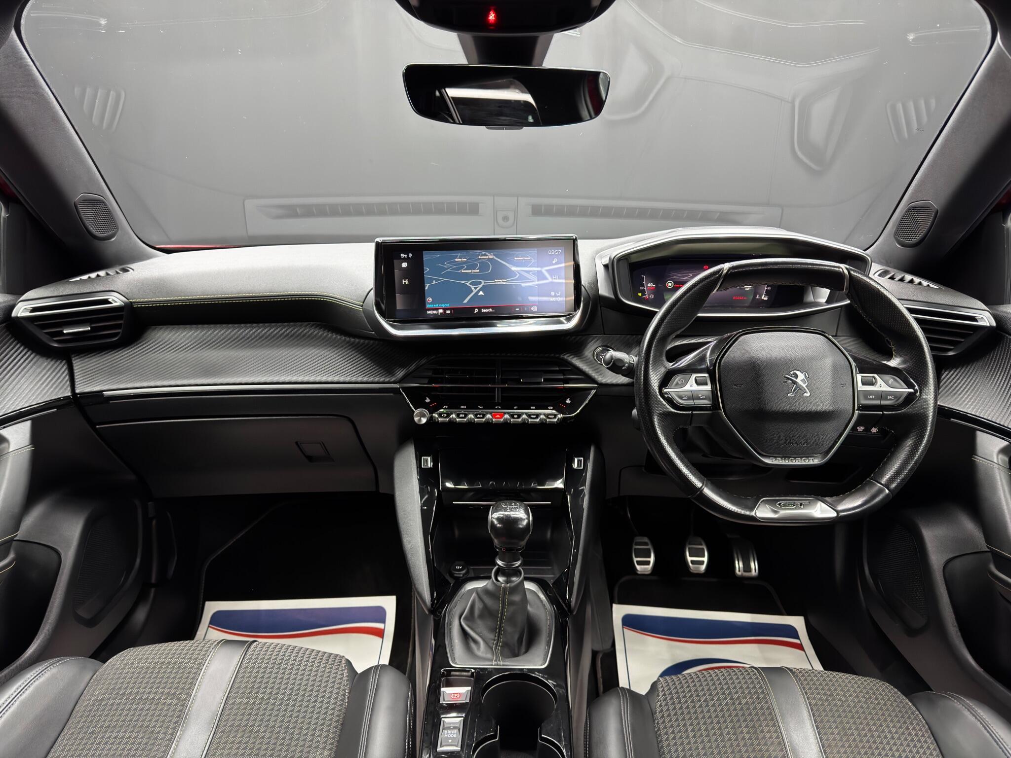 Peugeot 2008 - Image 10