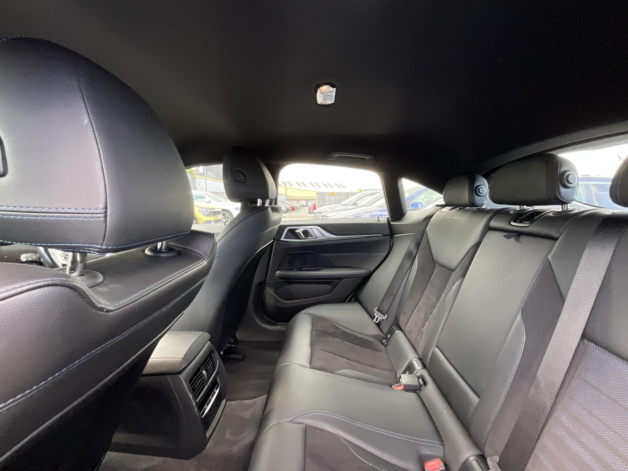 BMW I4 - Image 15