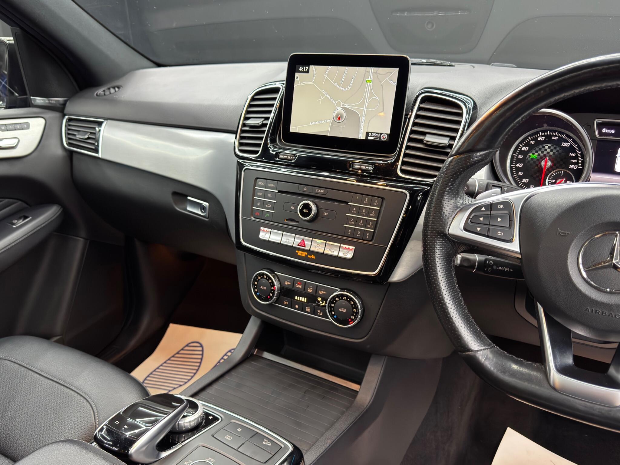 Mercedes GLE - Image 24