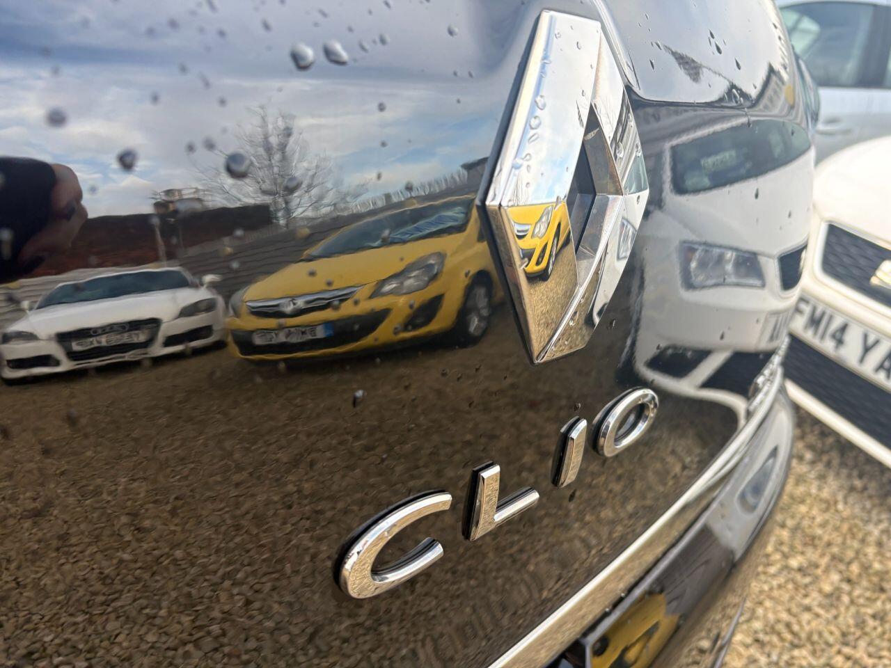Renault Clio - Image 7