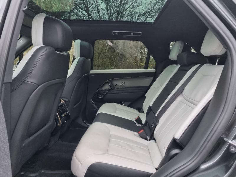 Land Rover RANGE ROVER SPORT - Image 12