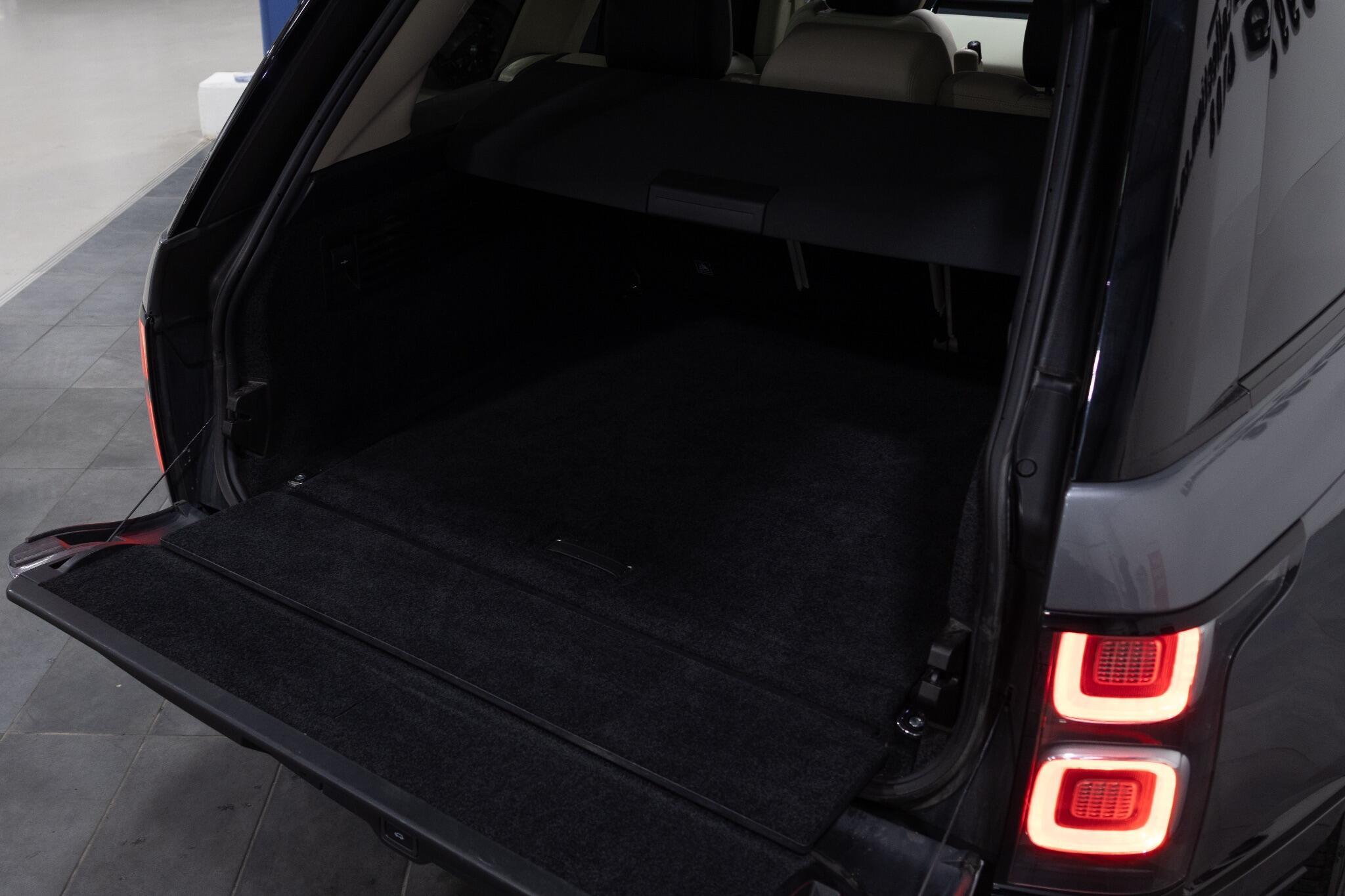 Land Rover Range Rover - Image 9