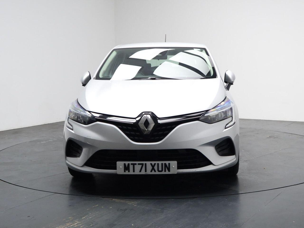 Renault Clio - Image 5
