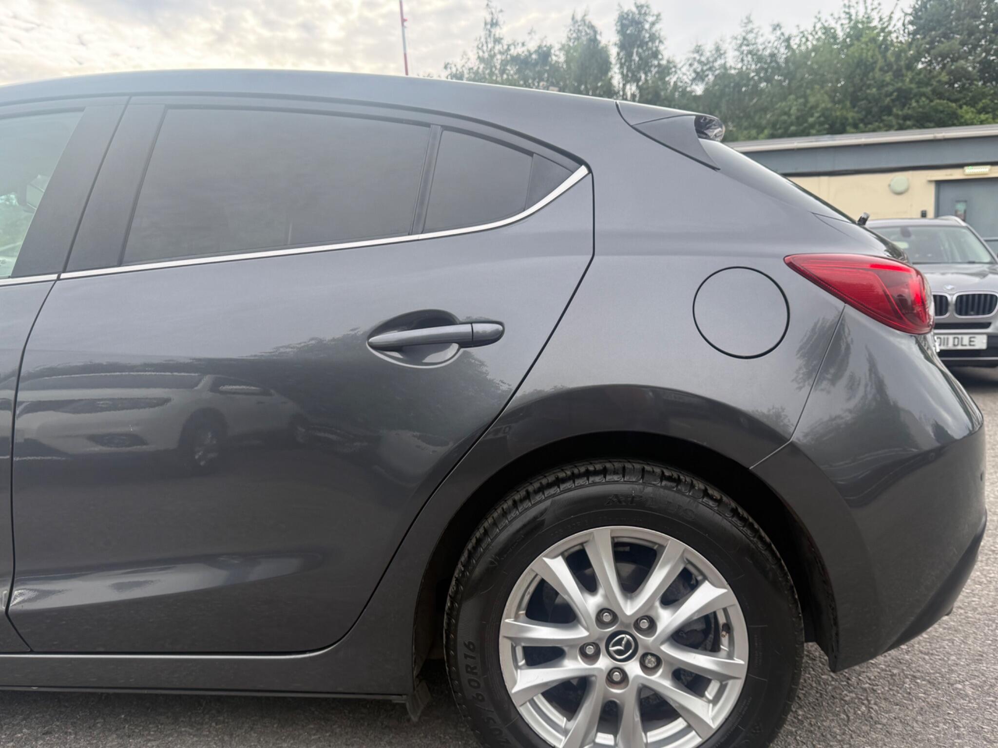 Mazda MAZDA3 - Image 20