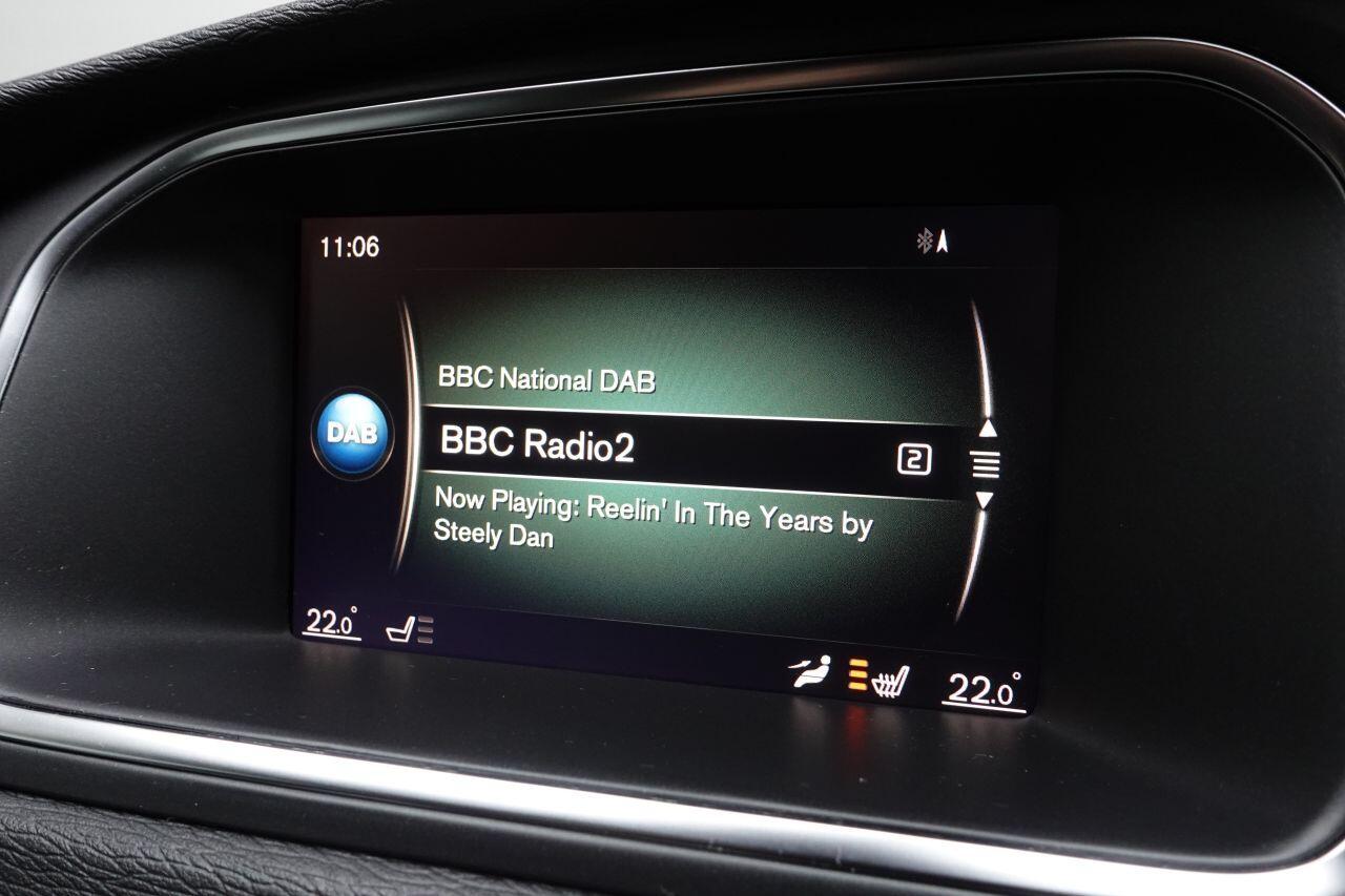 Volvo V40 - Image 24