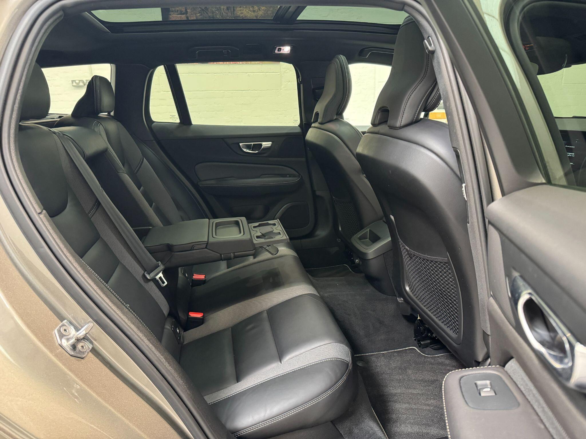 Volvo V60 - Image 23