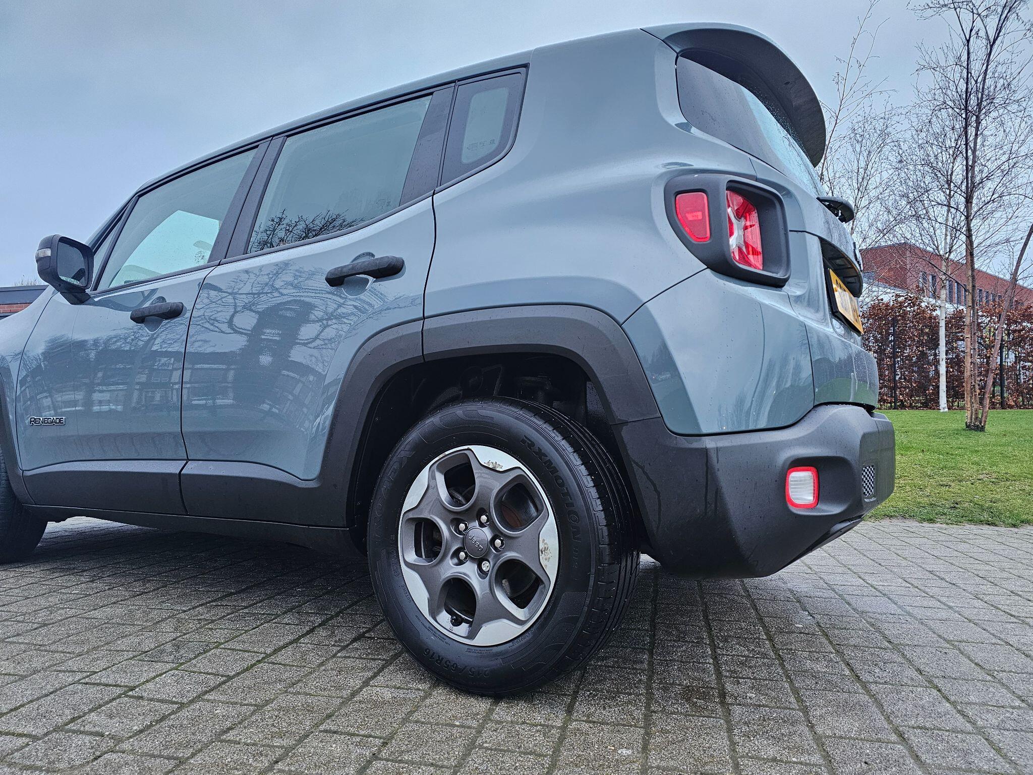 Jeep Renegade - Image 4
