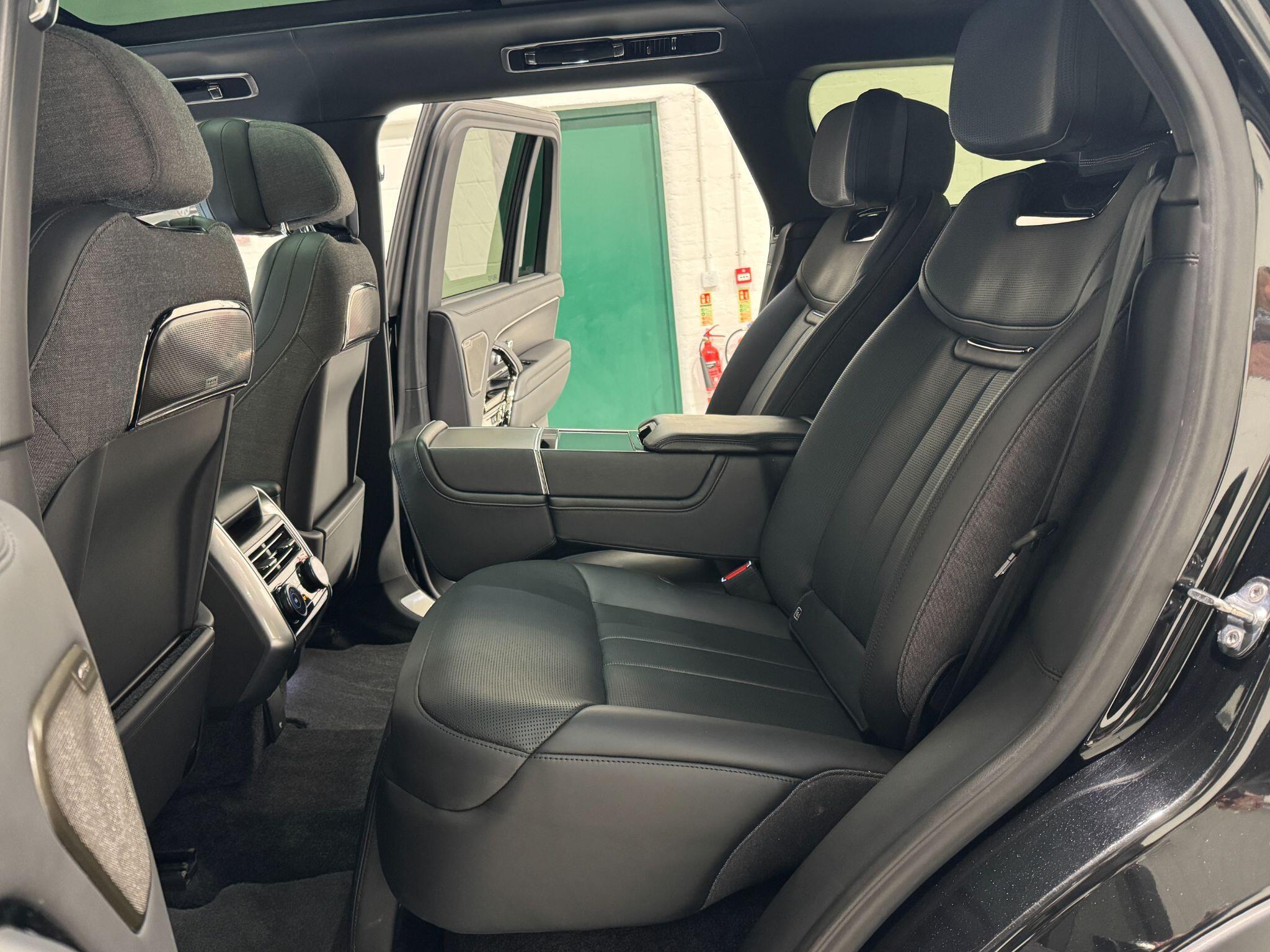 Land Rover Range Rover - Image 58