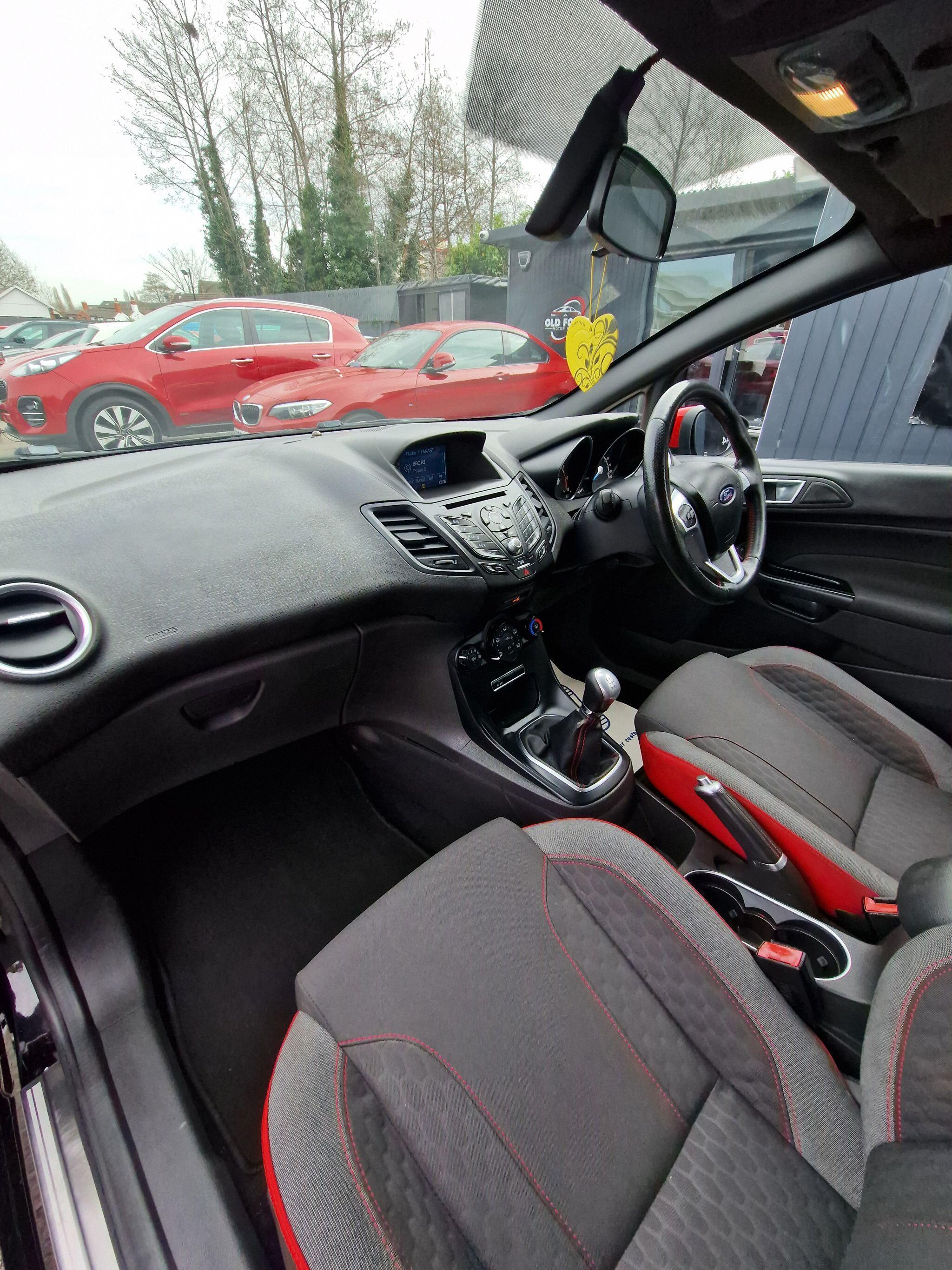 Ford Fiesta - Image 39