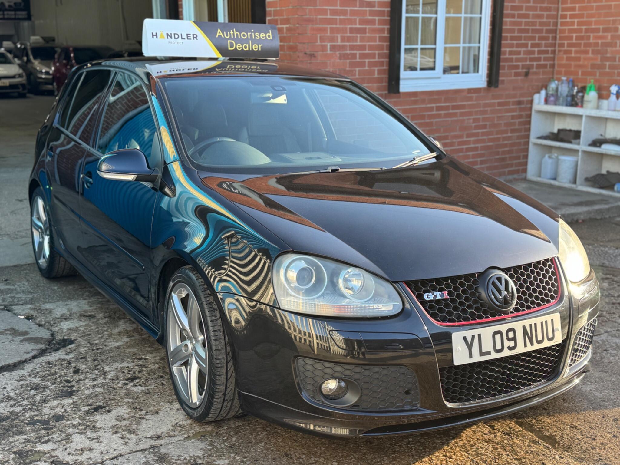 Volkswagen Golf - Image 36