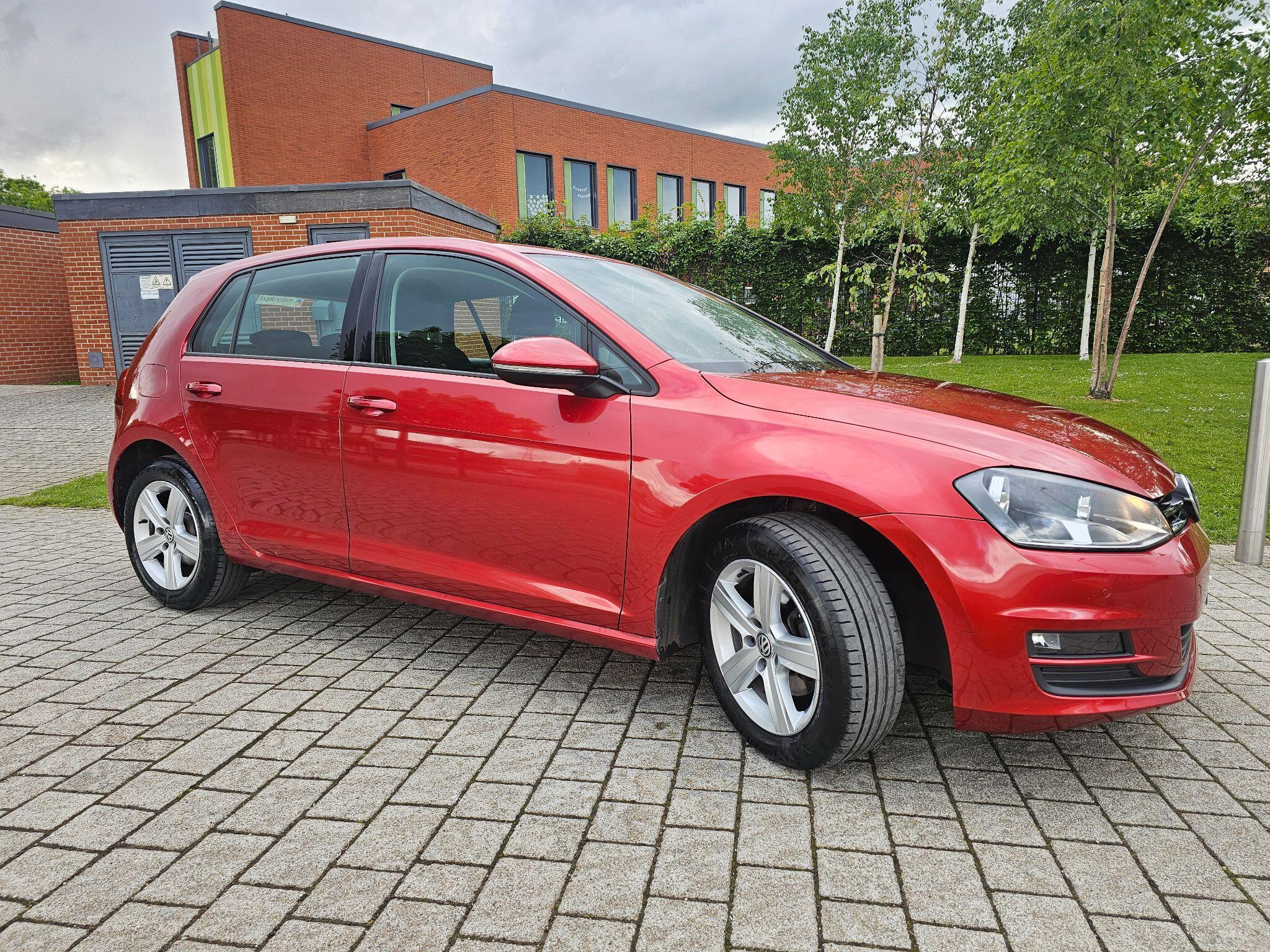 Volkswagen Golf - Image 11