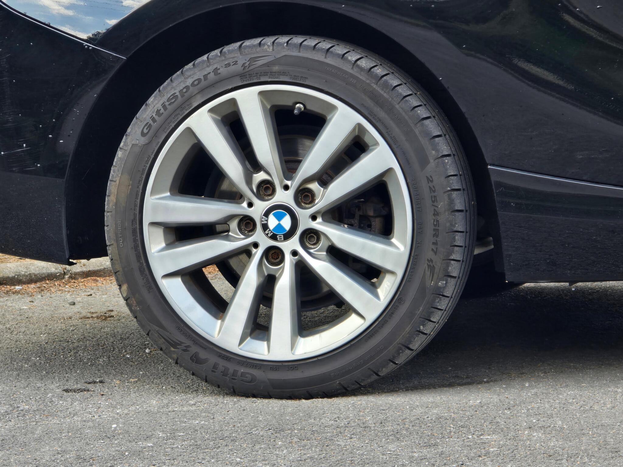 BMW 1 Series - Image 13