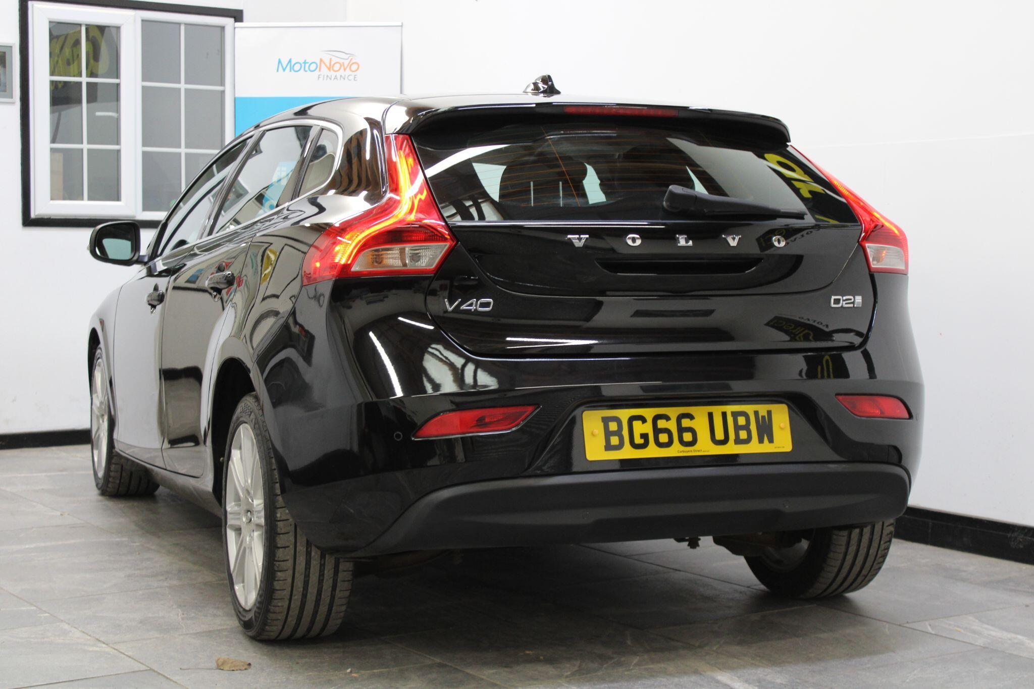 Volvo V40 - Image 17