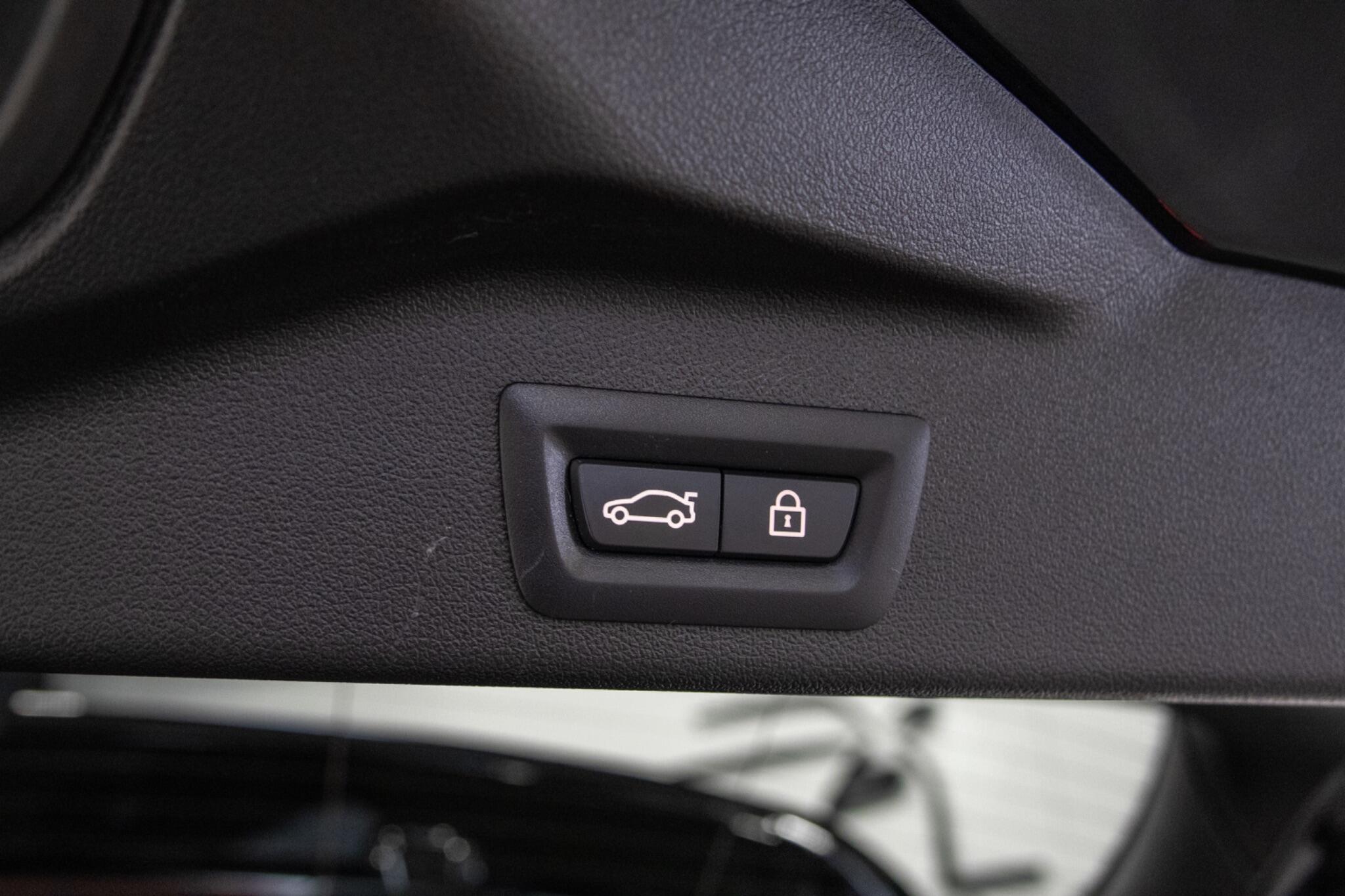 BMW X5 - Image 12
