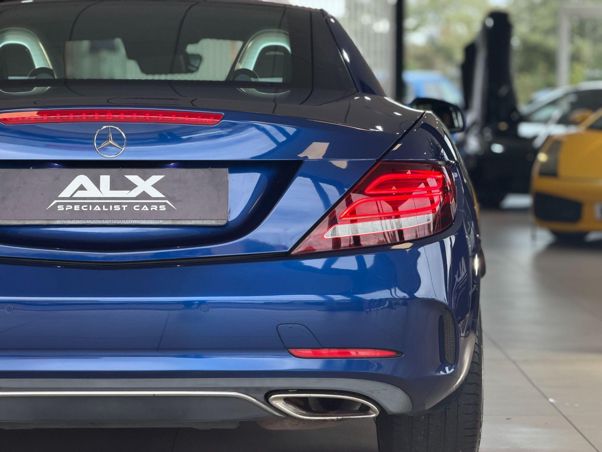 Mercedes SLC - Image 19
