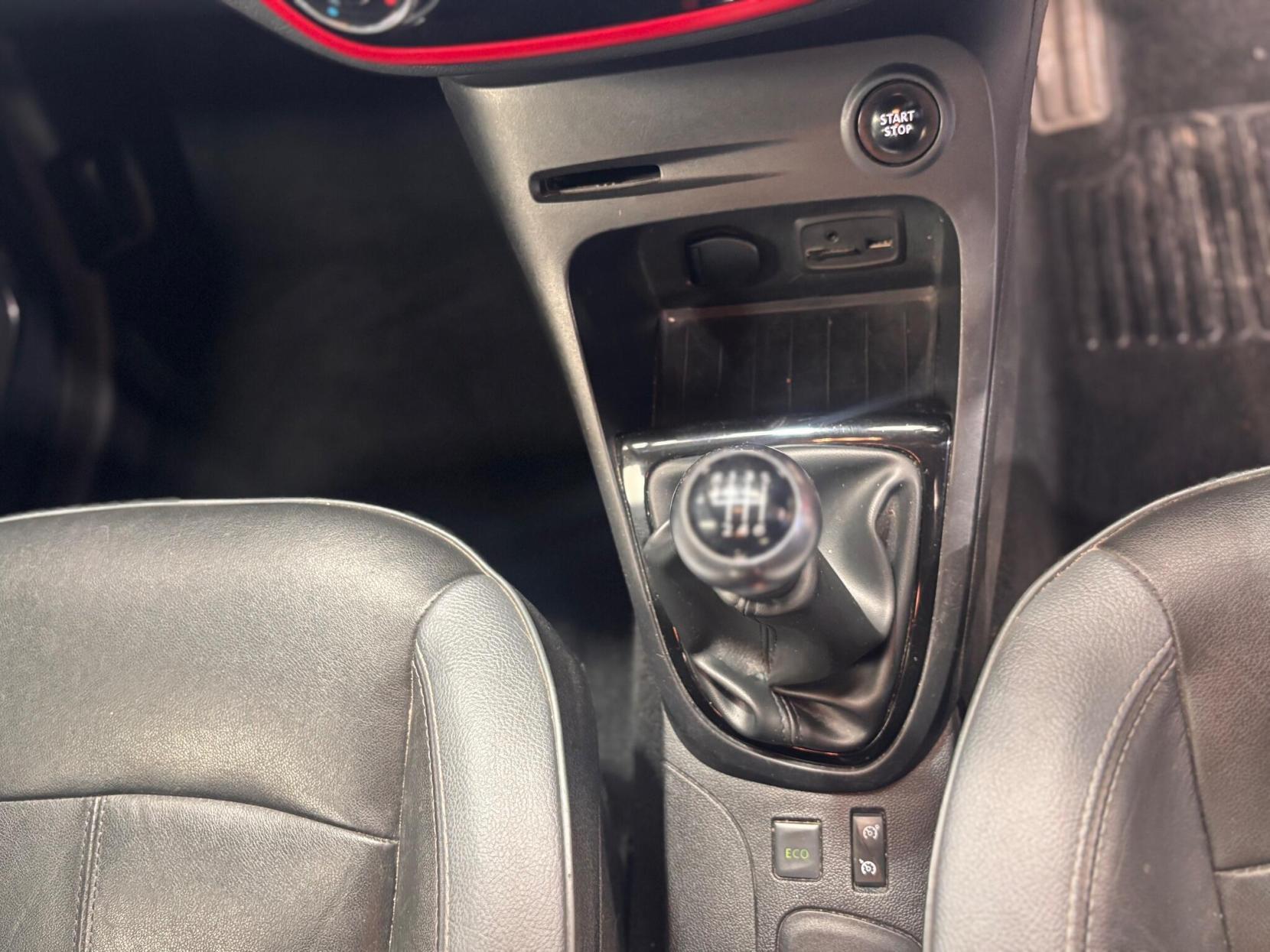 Renault Captur - Image 20