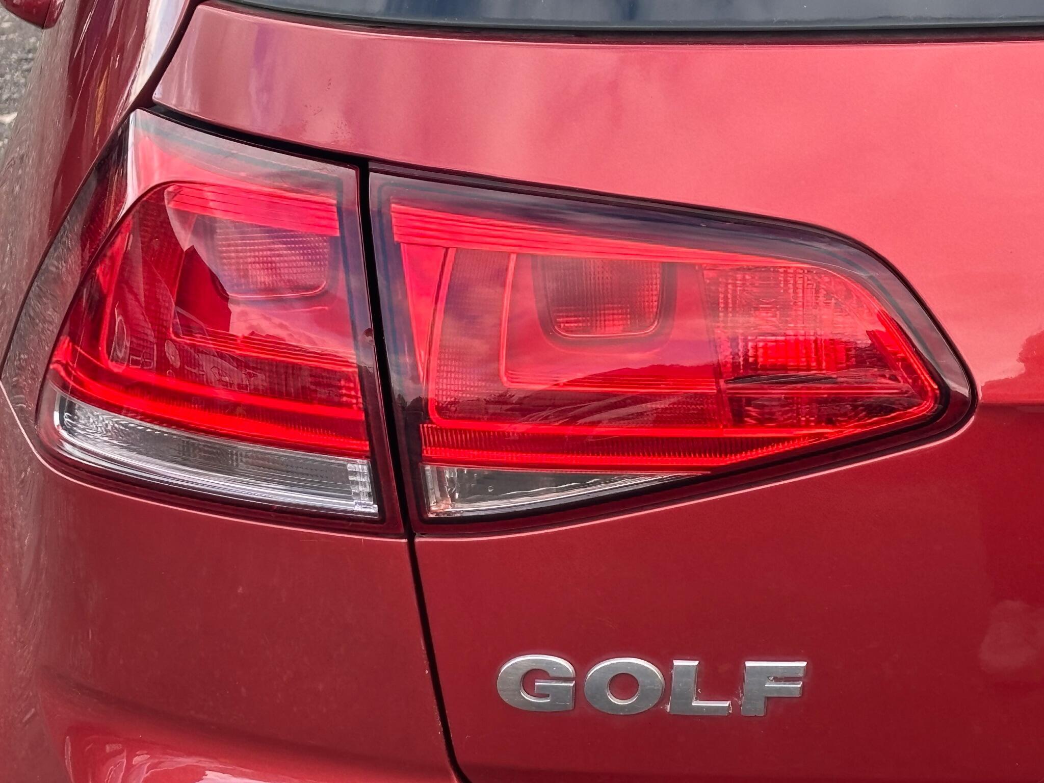 Volkswagen Golf - Image 12