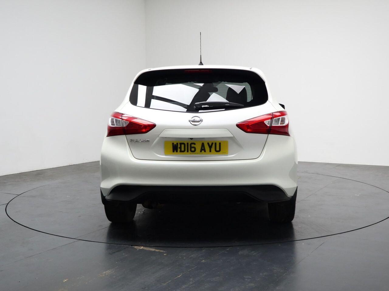 Nissan Pulsar - Image 11