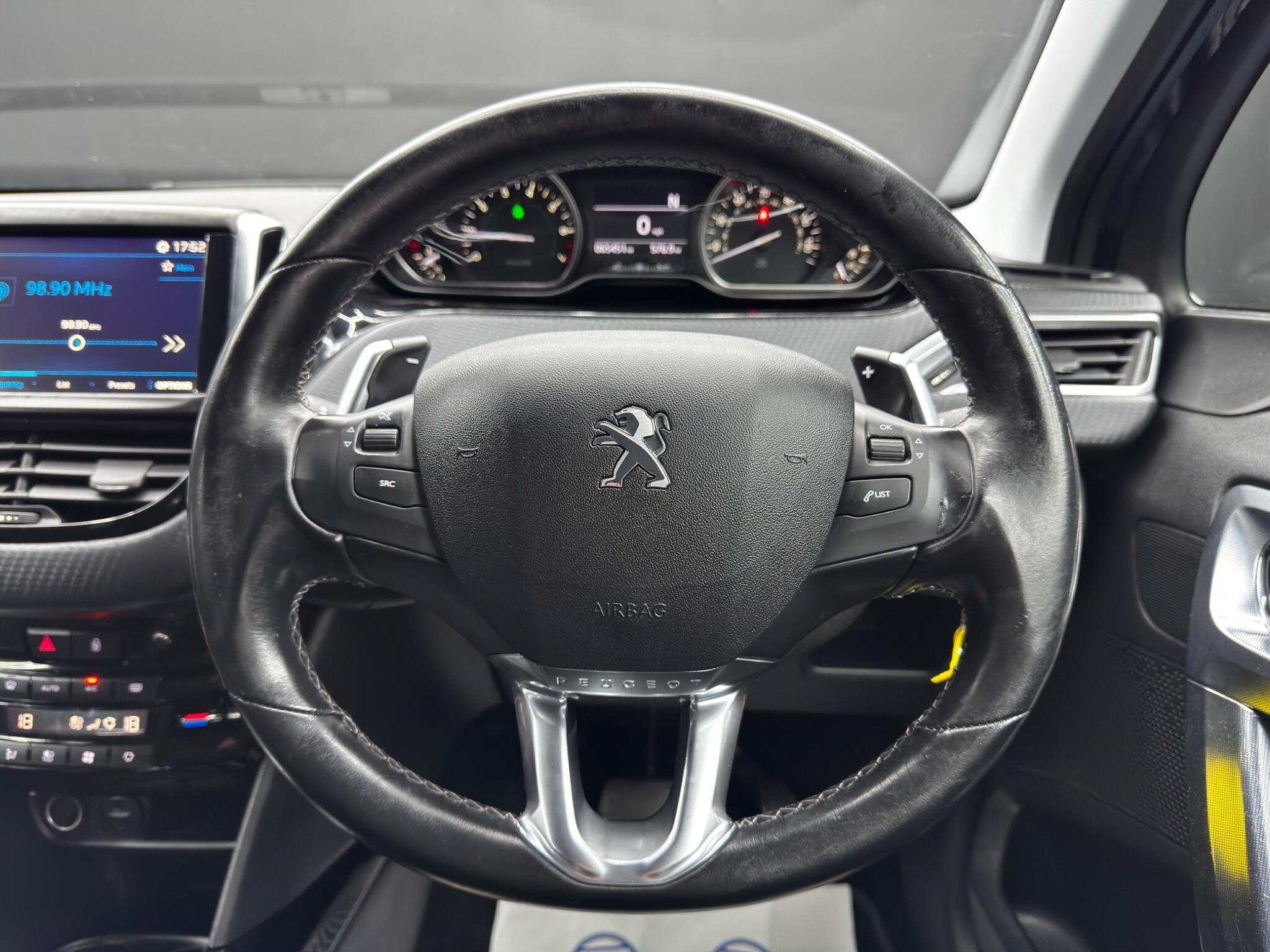Peugeot 2008 - Image 19