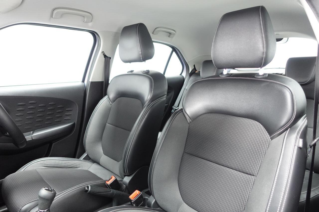 MG MG3 - Image 17