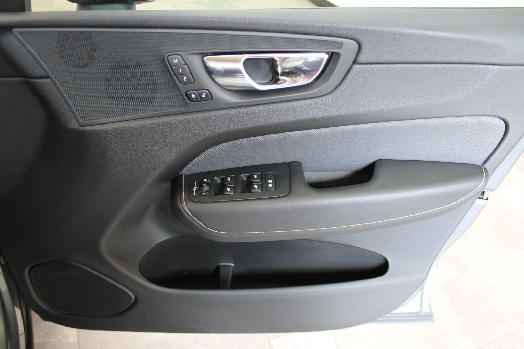 Volvo XC60 - Image 47
