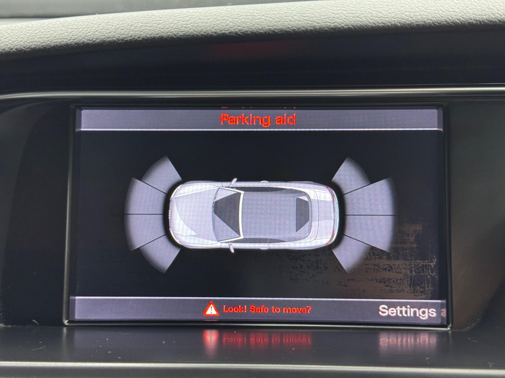 Audi A5 CABRIOLET - Image 32