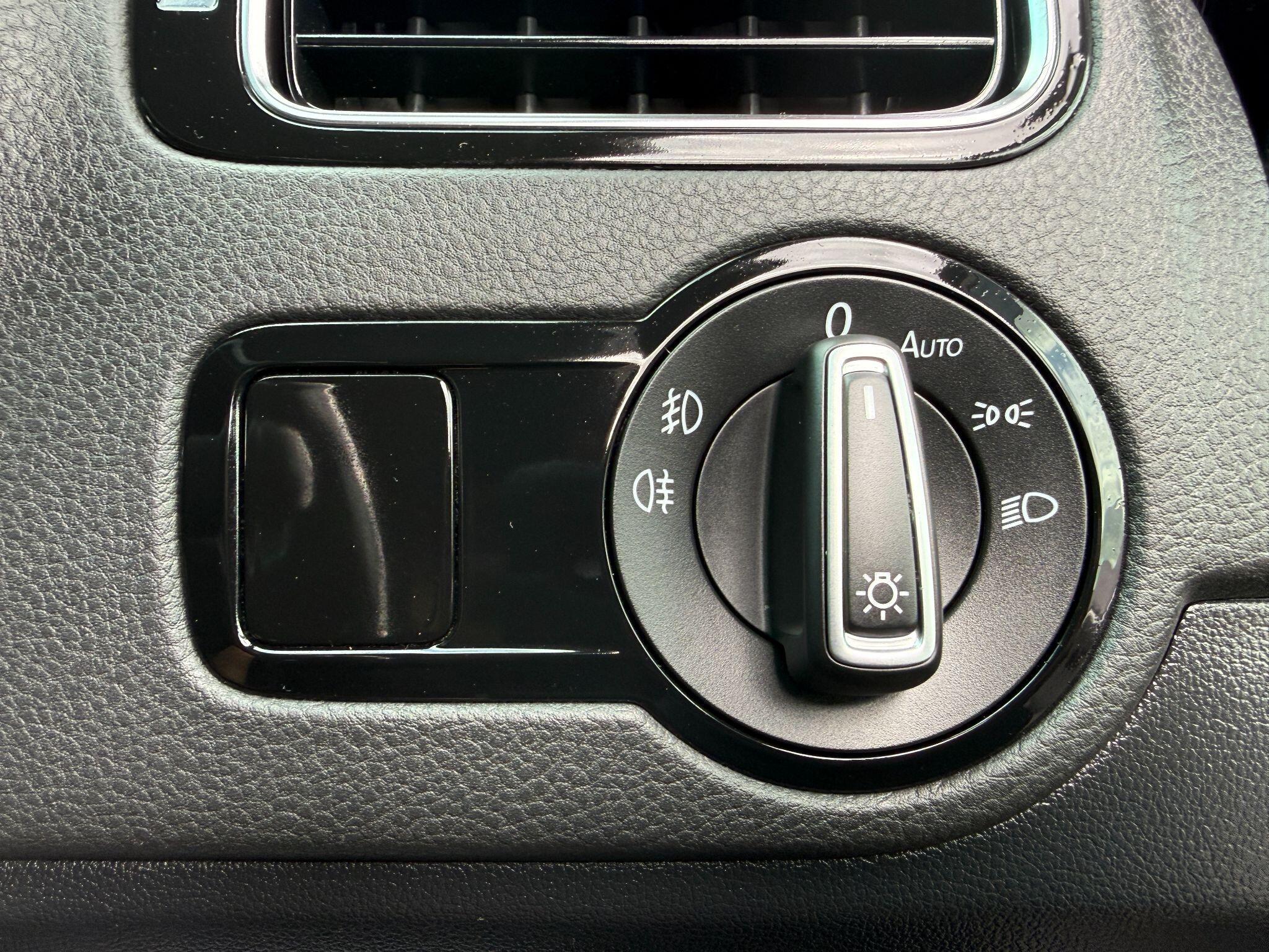 Volkswagen Polo - Image 59