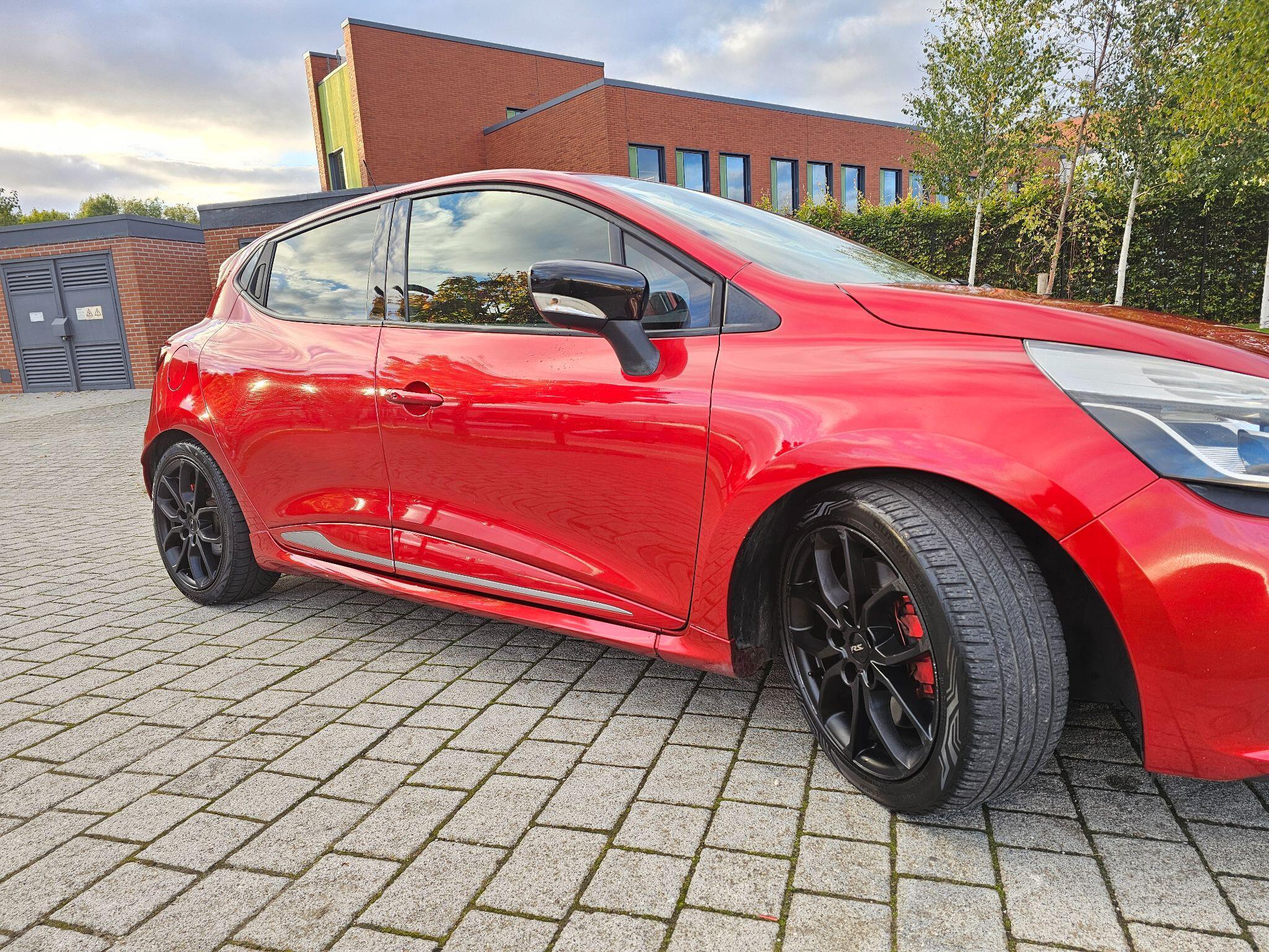 Renault Clio - Image 4