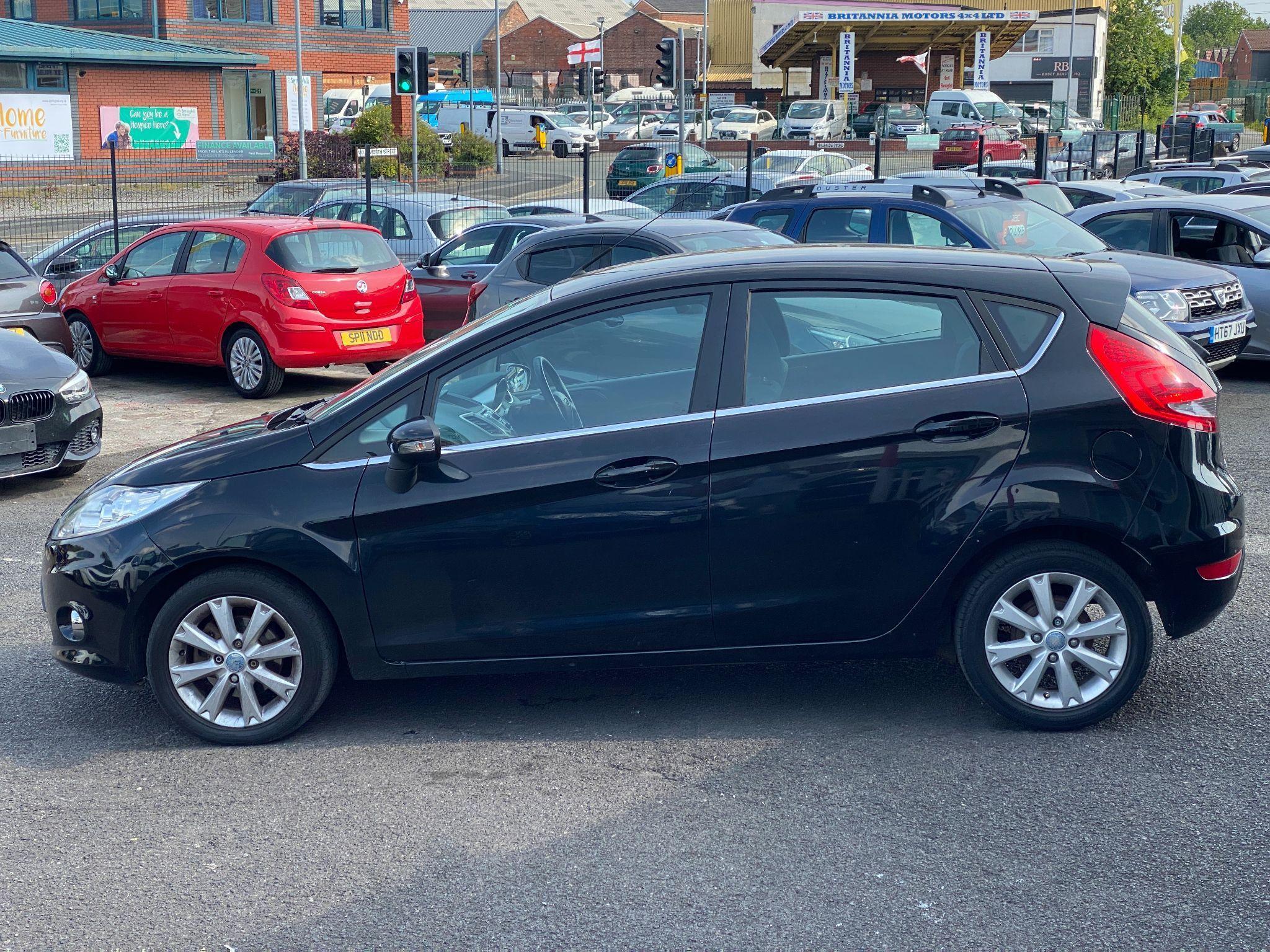 Ford Fiesta - Image 13