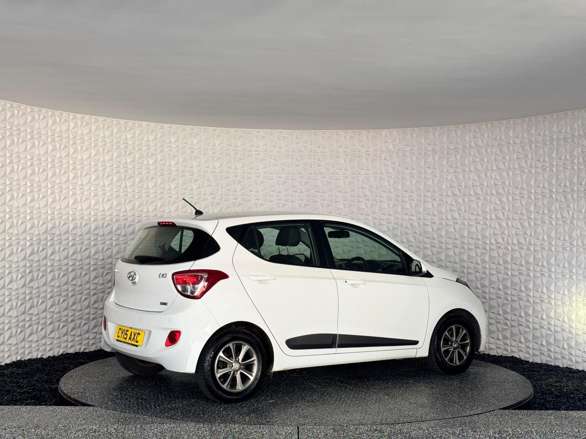 Hyundai i10 - Image 10