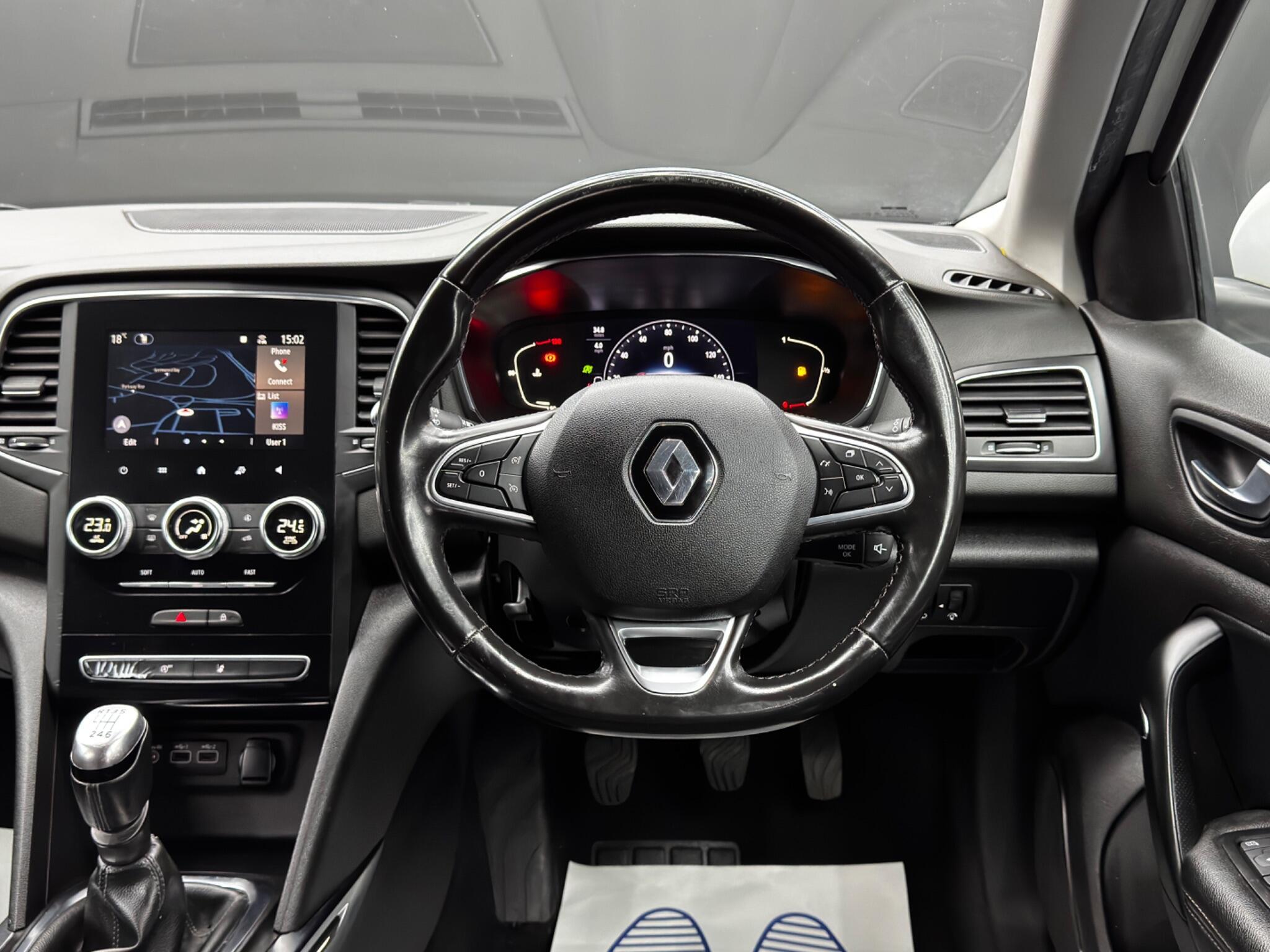 Renault Megane - Image 18