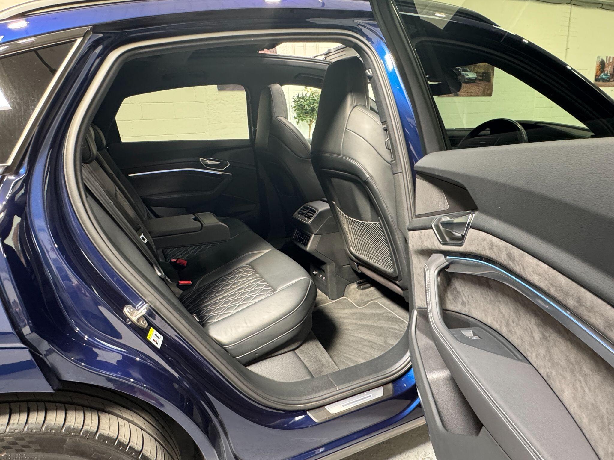 Audi E-Tron - Image 26