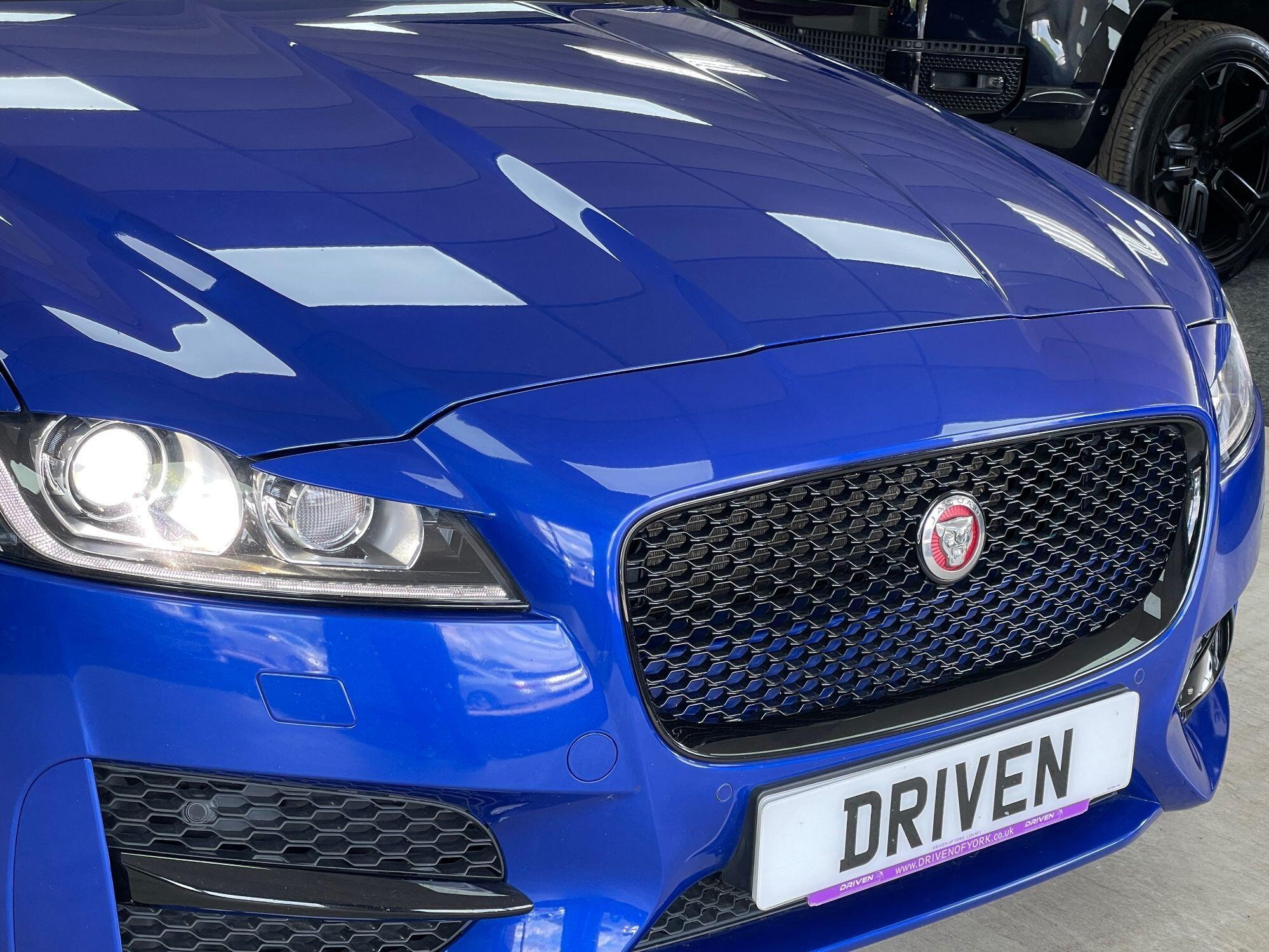 Jaguar XF - Image 4