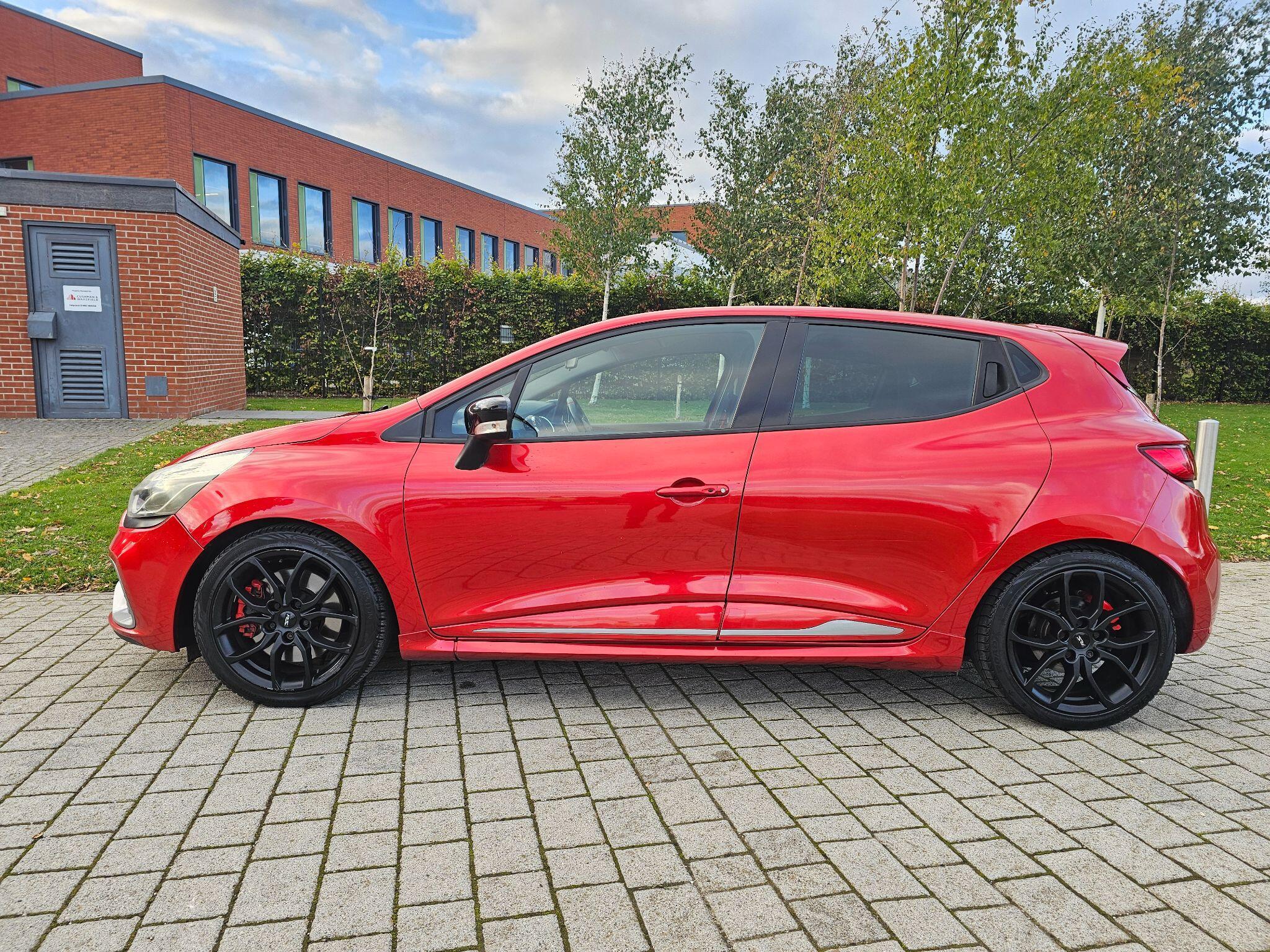 Renault Clio - Image 34