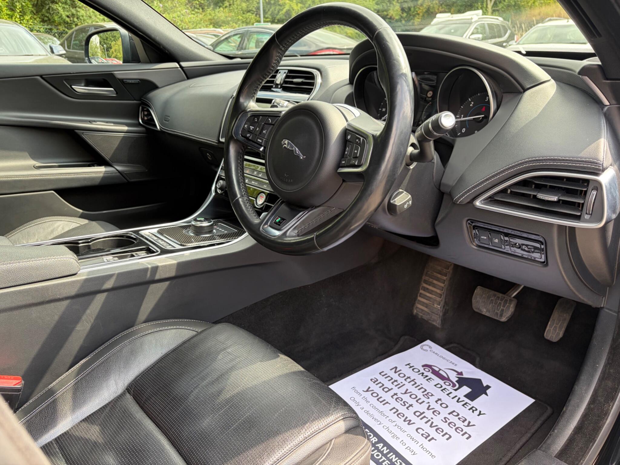 Jaguar XE - Image 19