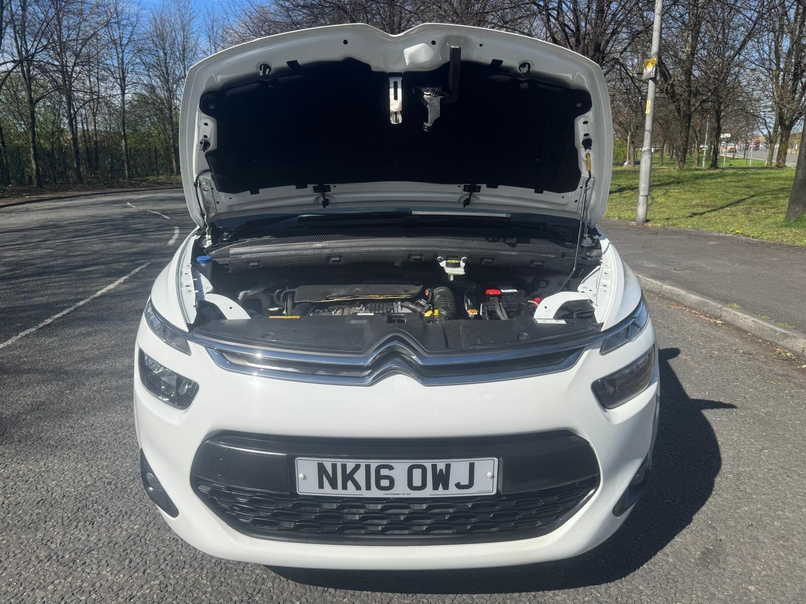 Citroen C4 Picasso - Image 53