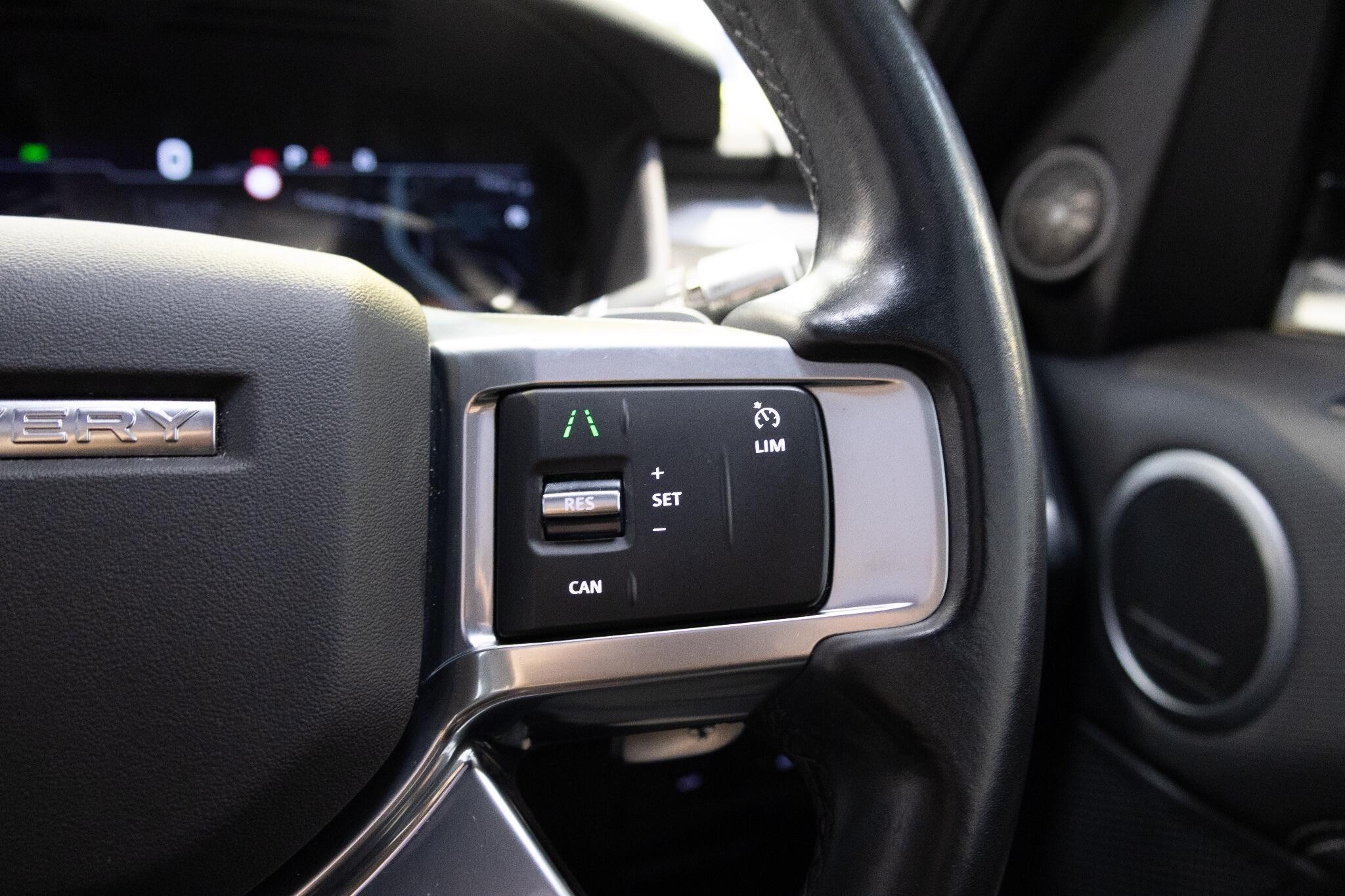 Land Rover Discovery - Image 38